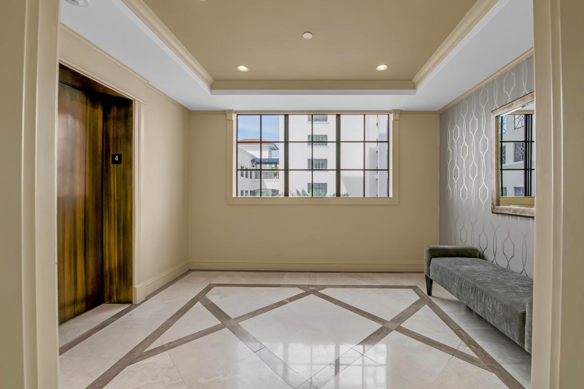 233 S Federal Highway 419, Boca Raton Unit: 419