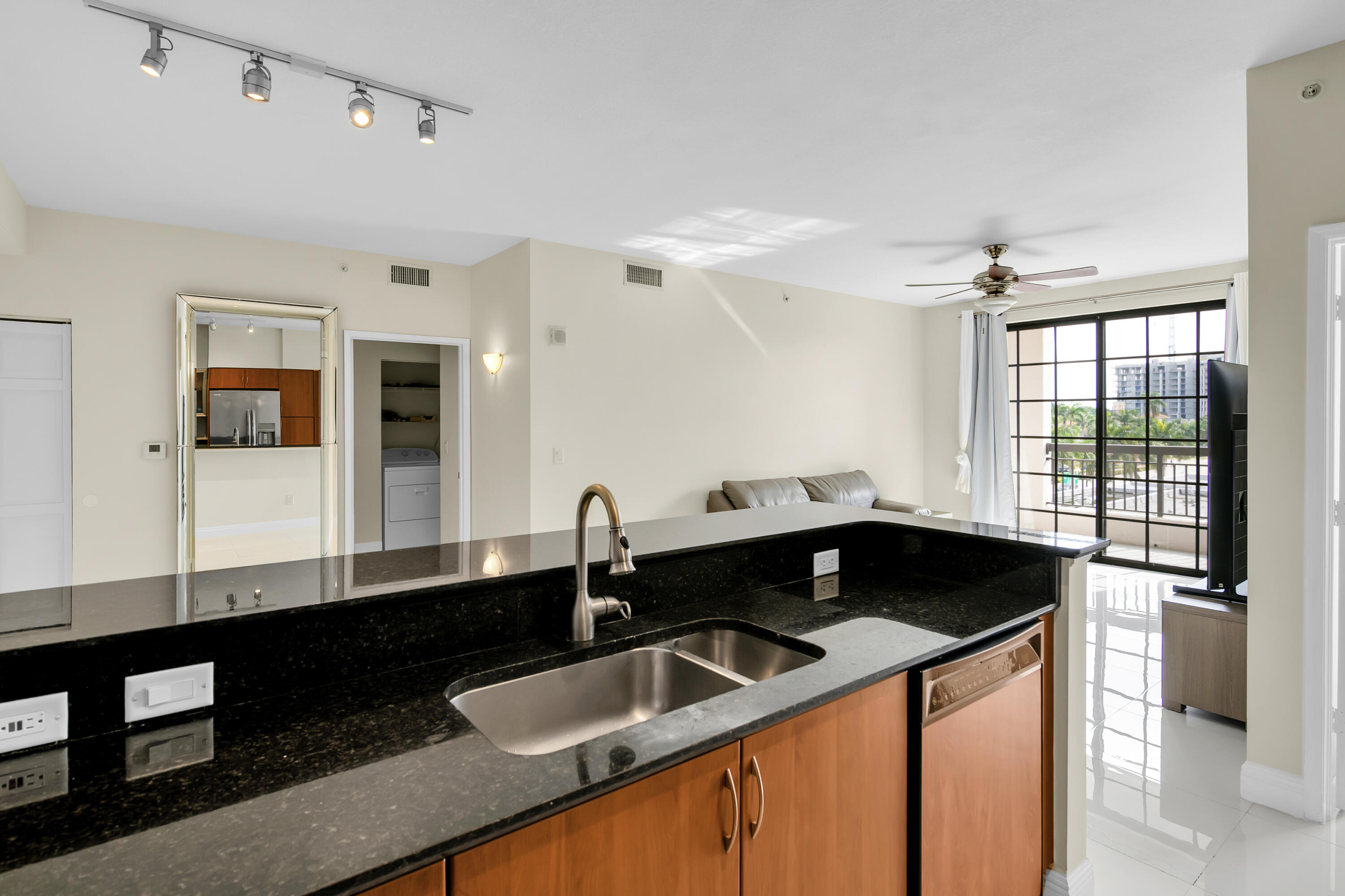 233 S Federal Highway 419, Boca Raton Unit: 419