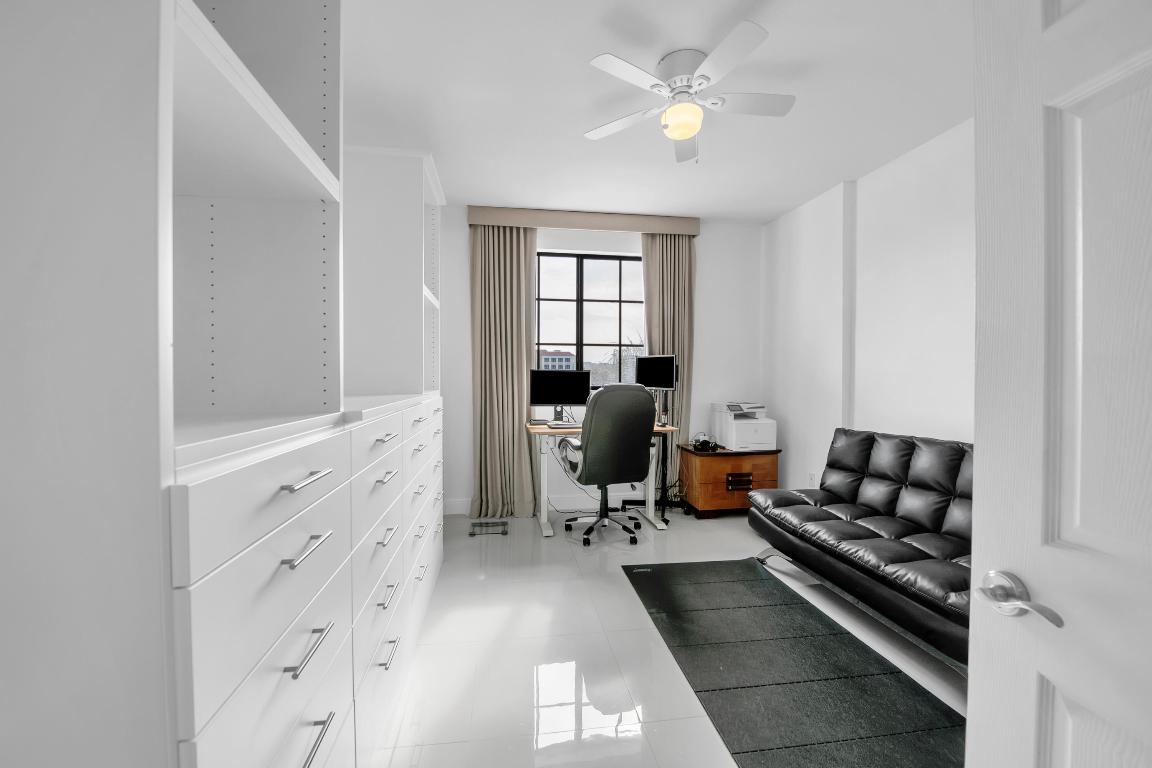 233 S Federal Highway 419, Boca Raton Unit: 419