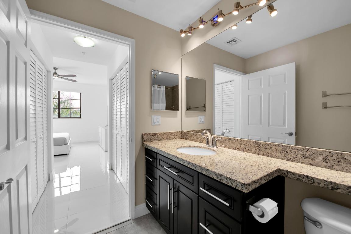 233 S Federal Highway 419, Boca Raton Unit: 419