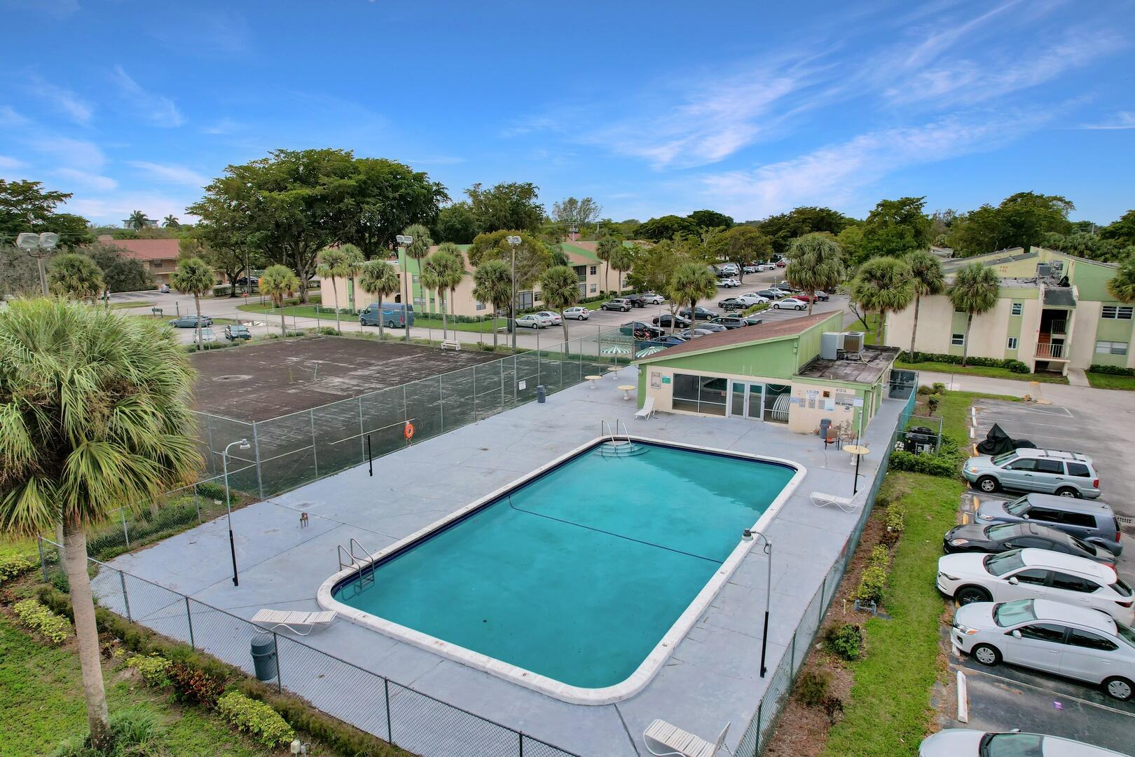 4167 NW 90th Avenue 102, Coral Springs Unit: 102
