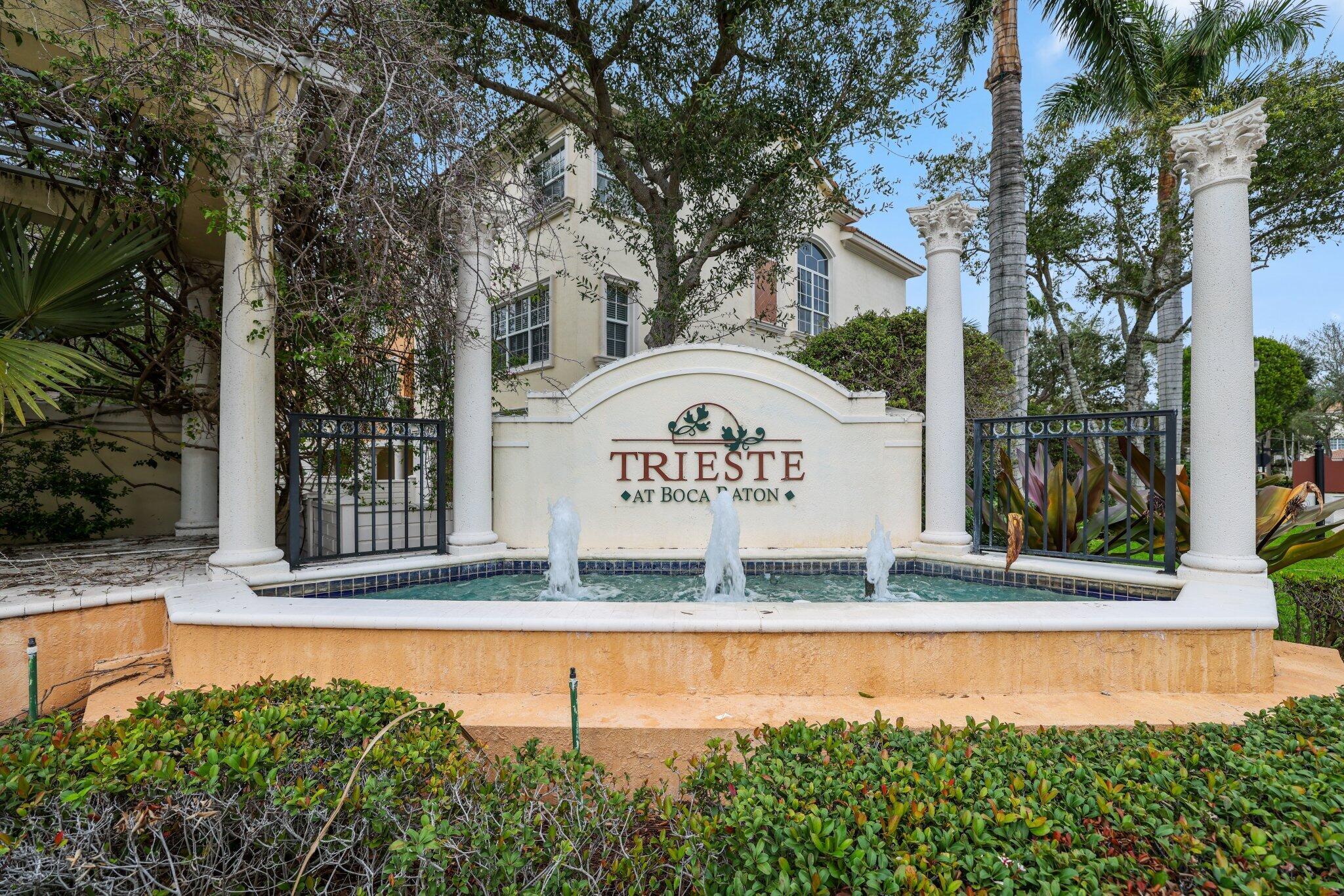 613 NE Francesca Lane