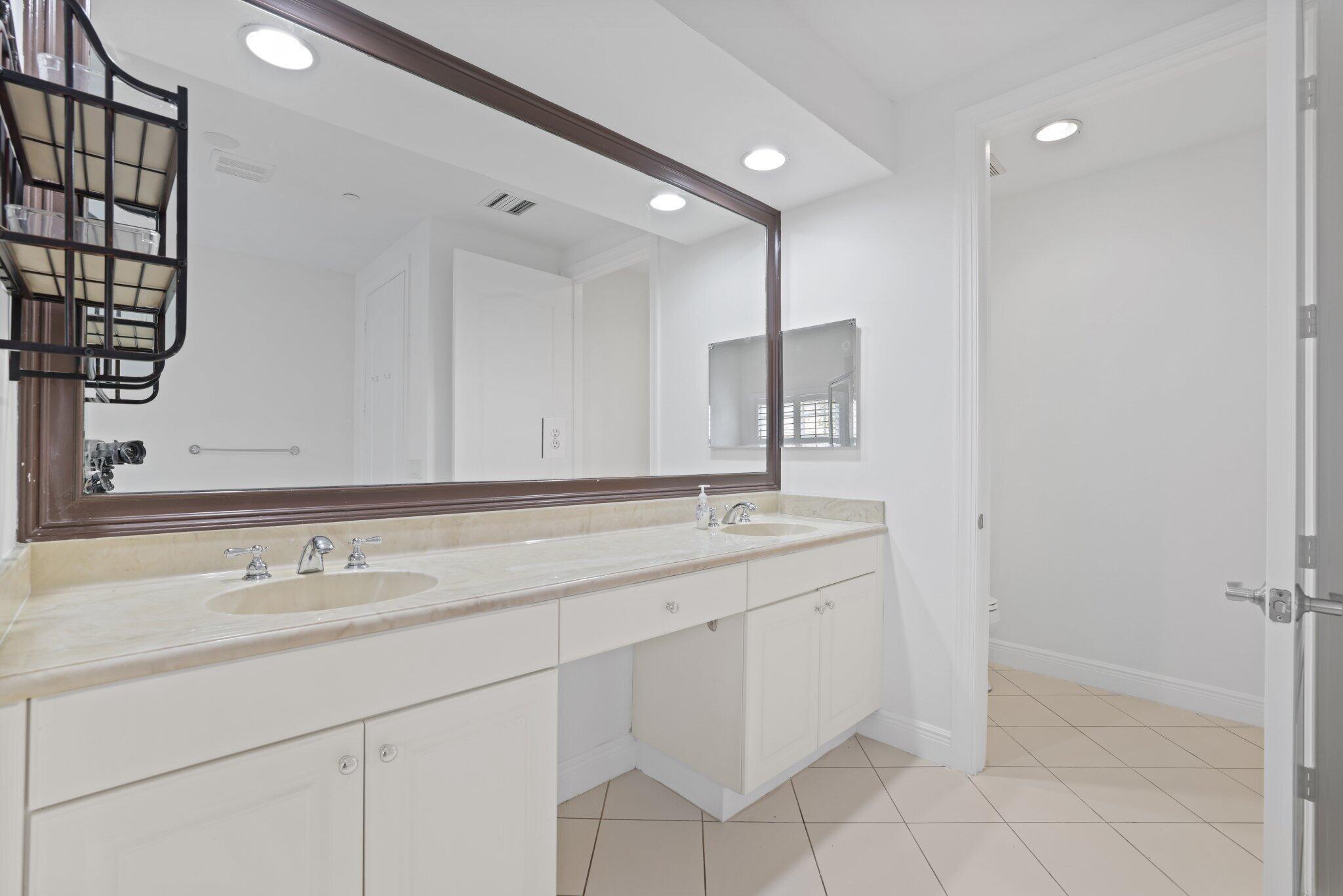 613 NE Francesca Lane