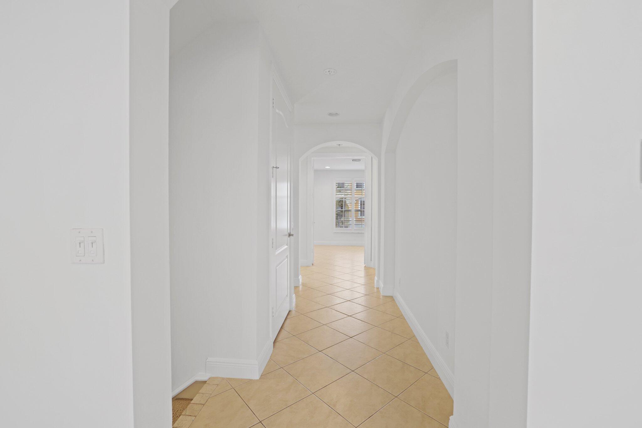 613 NE Francesca Lane