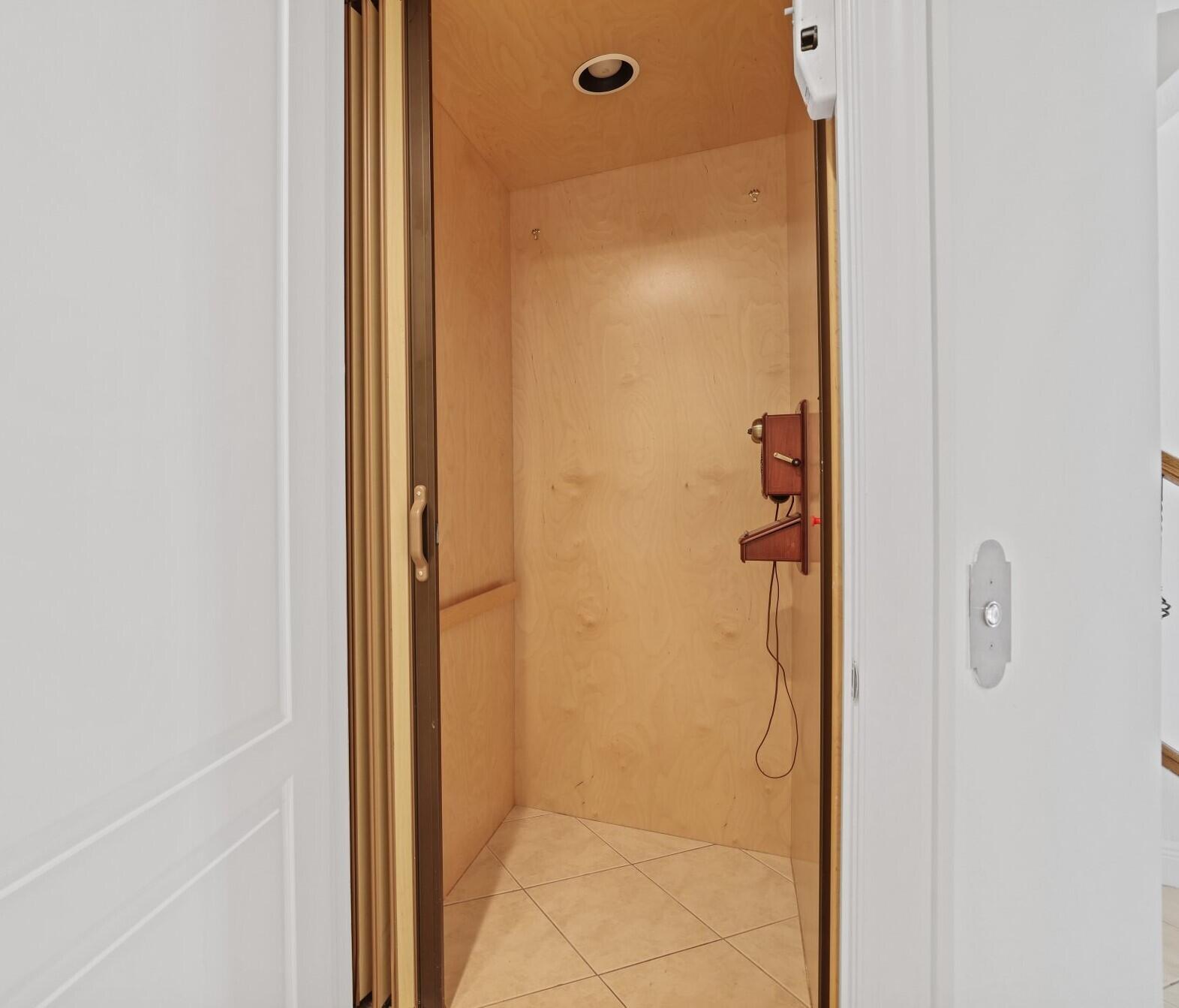 613 NE Francesca Lane