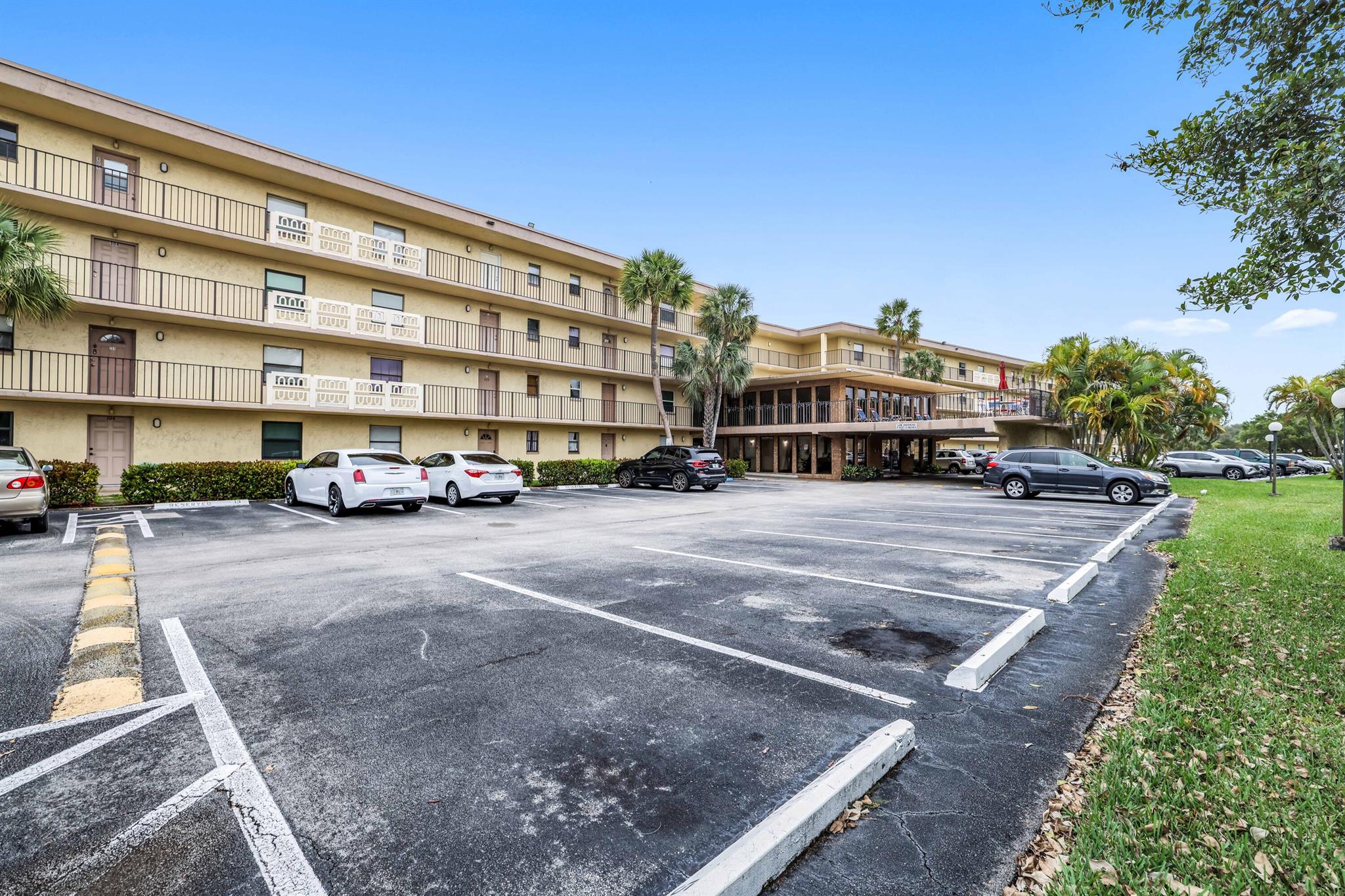 9355 SW 8th Street SW Unit: 408