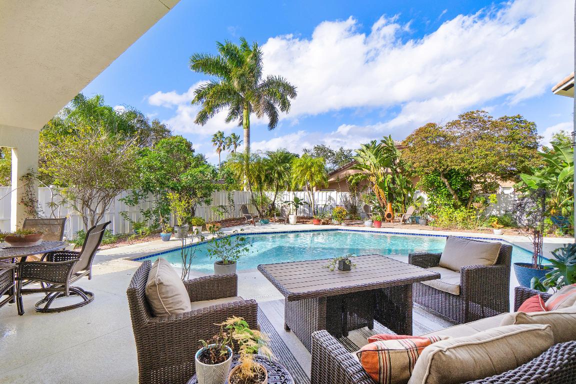 10445 NW 50th Place, Coral Springs