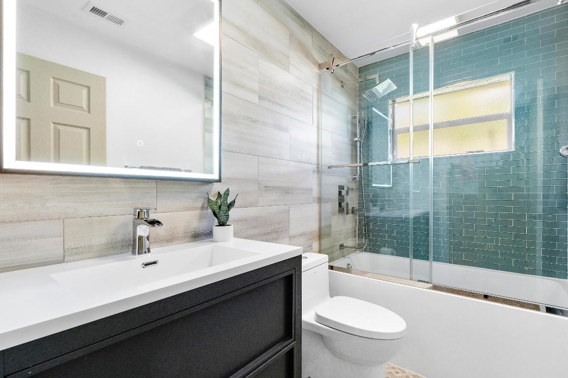 10445 NW 50th Place, Coral Springs