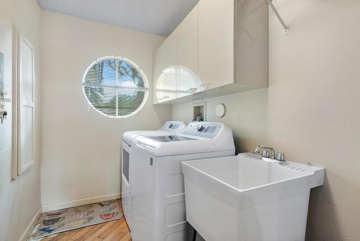 10445 NW 50th Place, Coral Springs