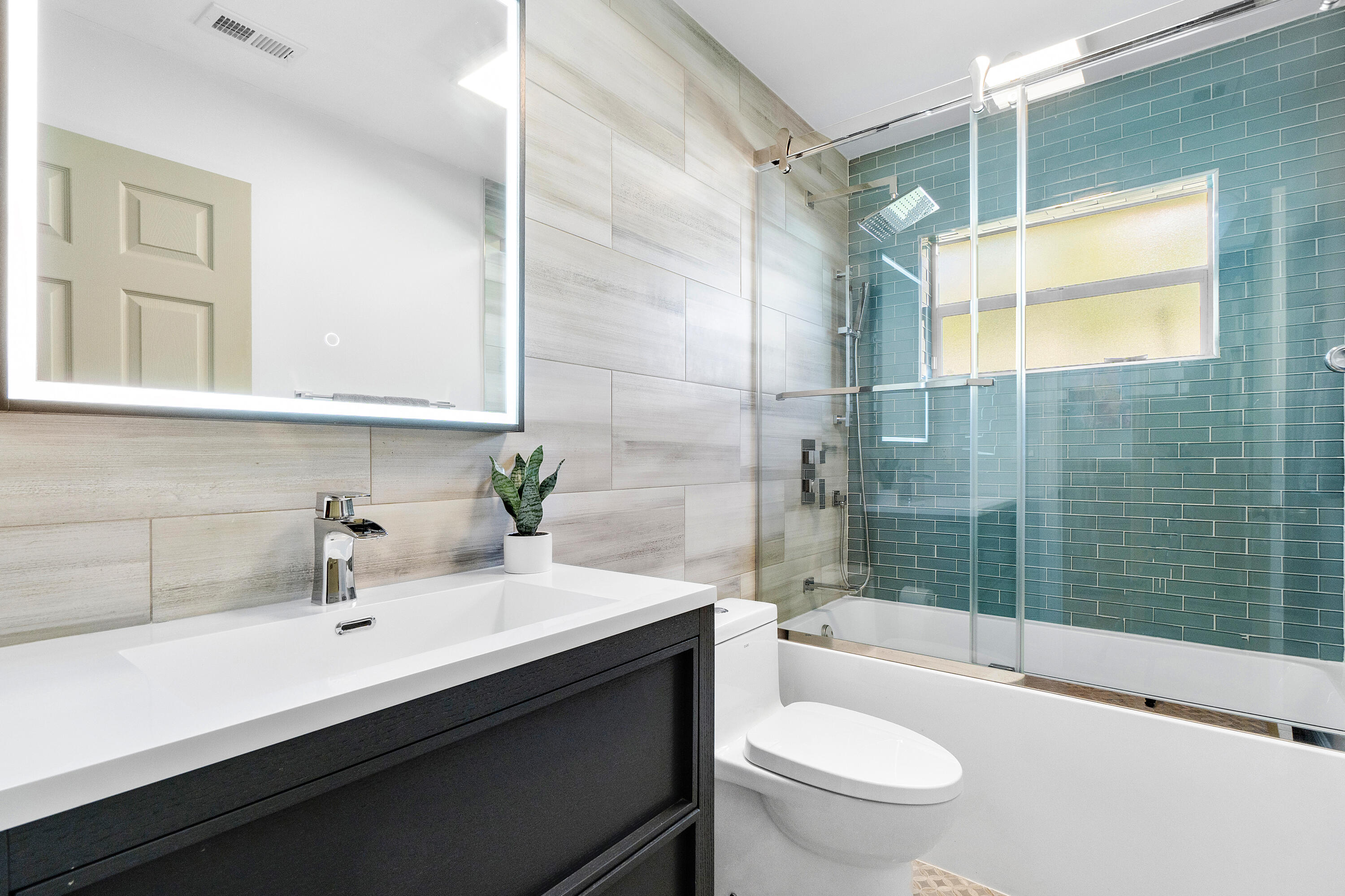 10445 NW 50th Place, Coral Springs