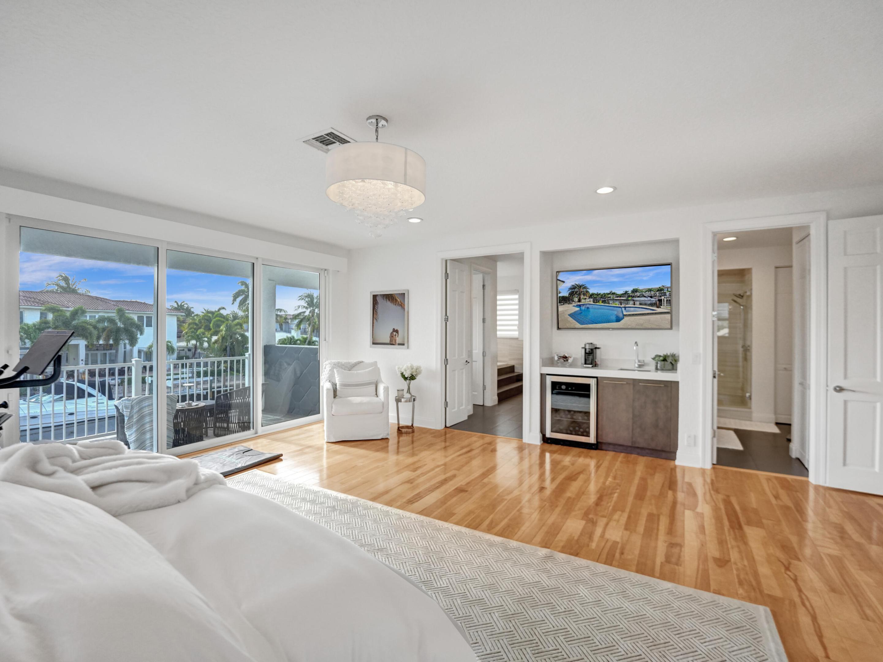 3730 NE 27th Terrace, Lighthouse Point