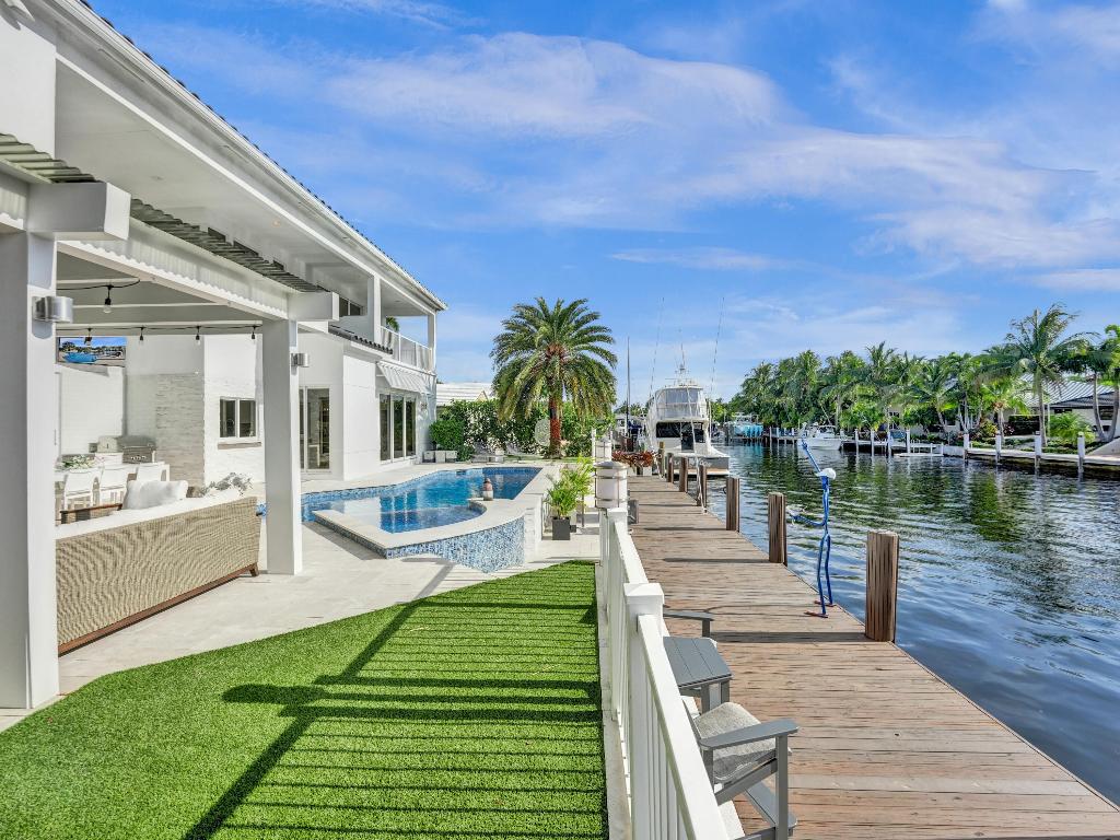 3730 NE 27th Terrace, Lighthouse Point