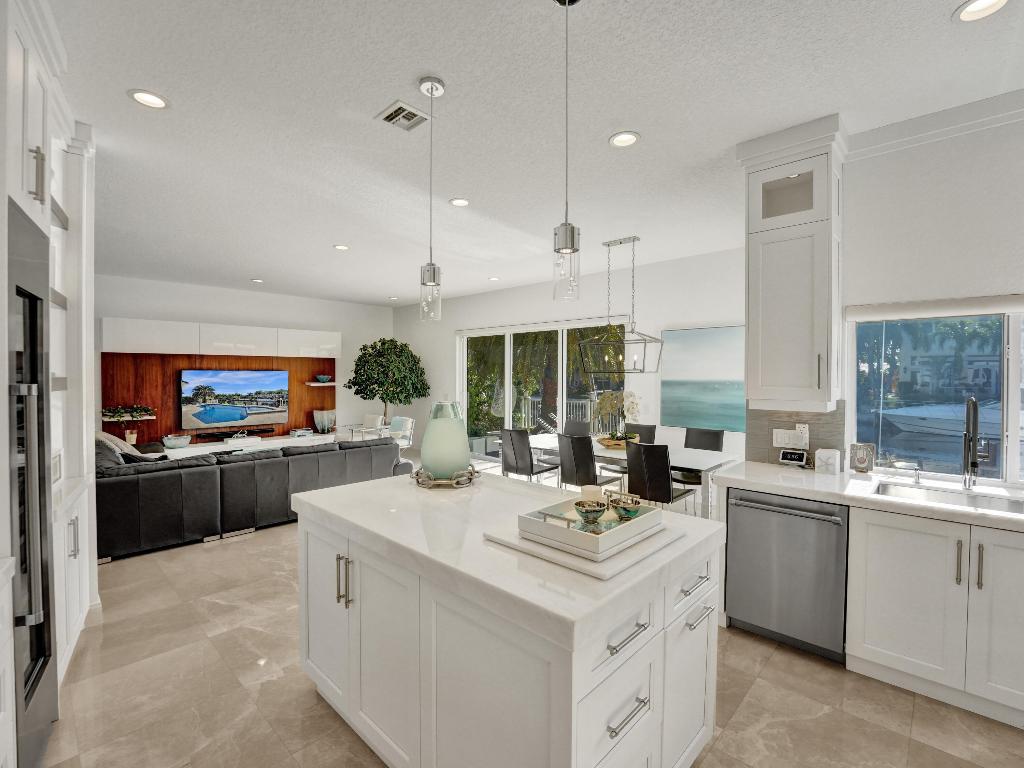 3730 NE 27th Terrace, Lighthouse Point