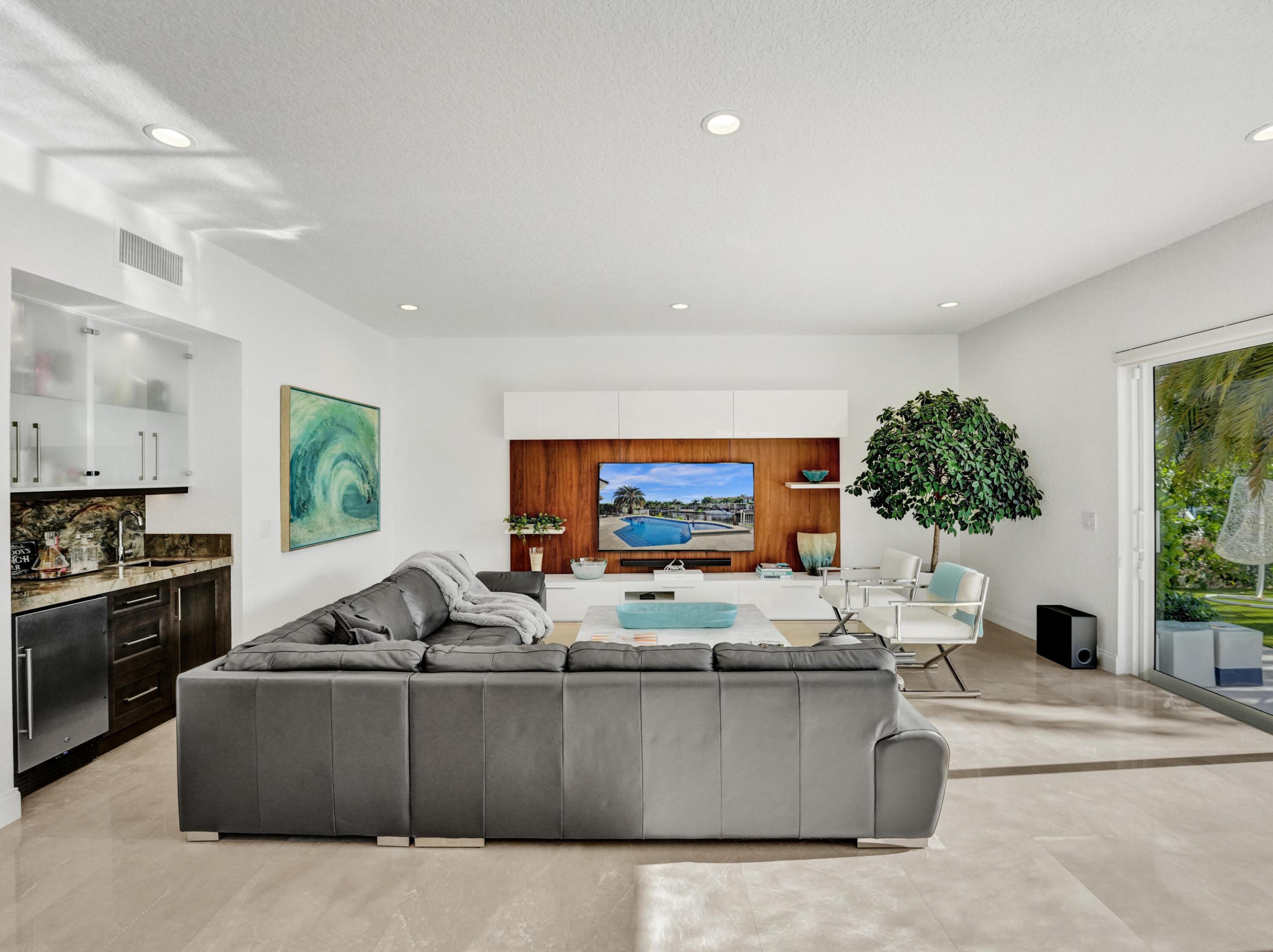 3730 NE 27th Terrace, Lighthouse Point