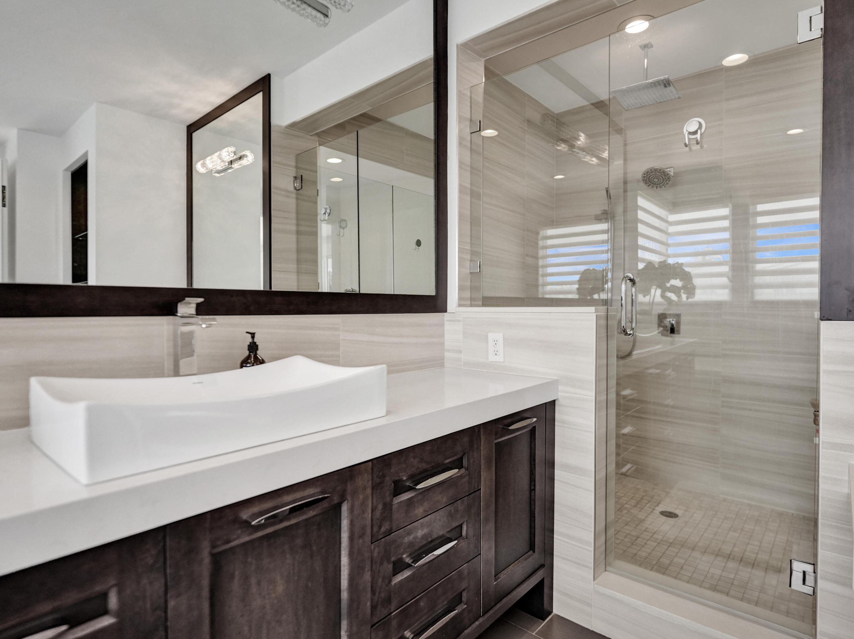 3730 NE 27th Terrace, Lighthouse Point