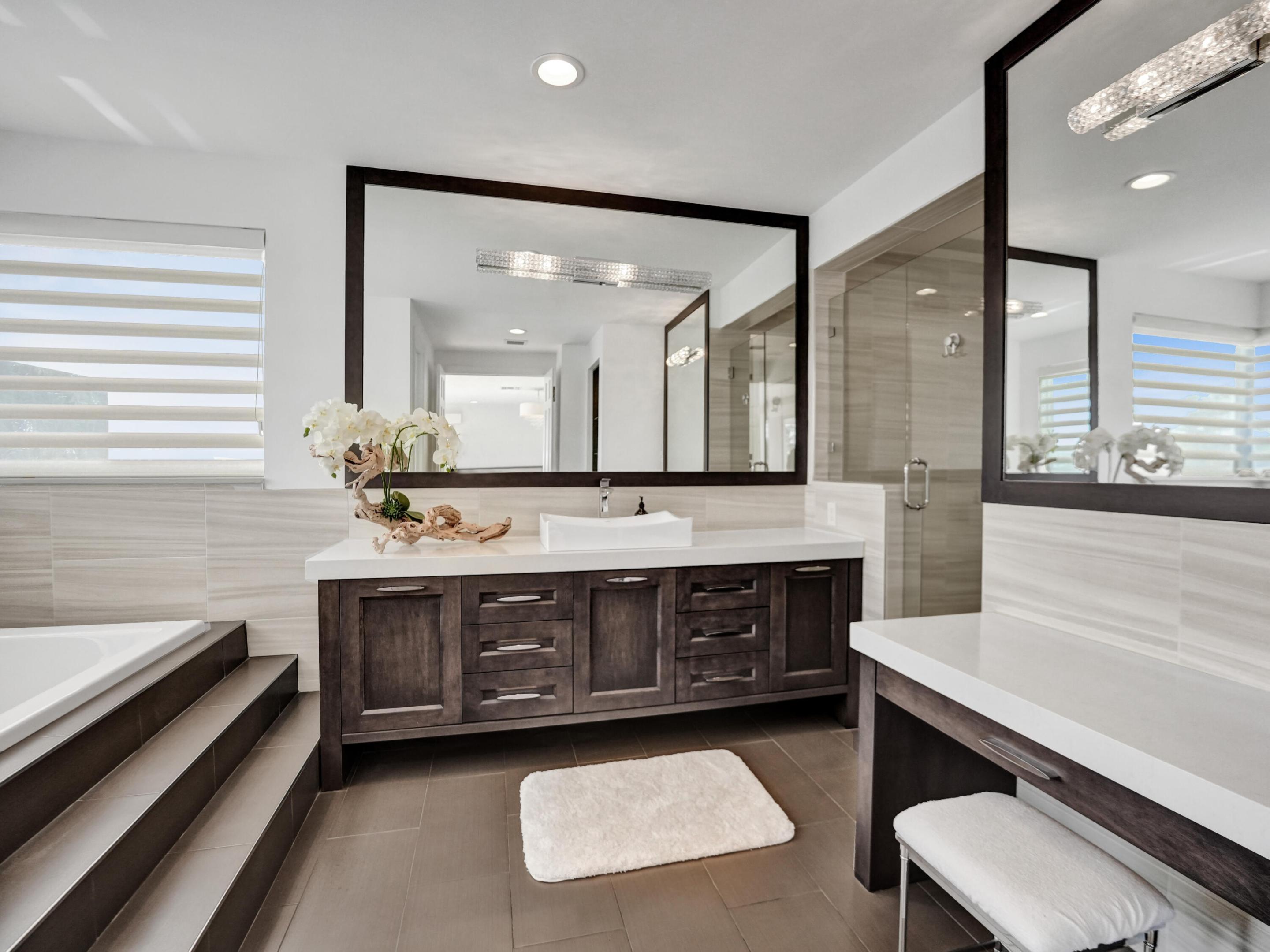 3730 NE 27th Terrace, Lighthouse Point