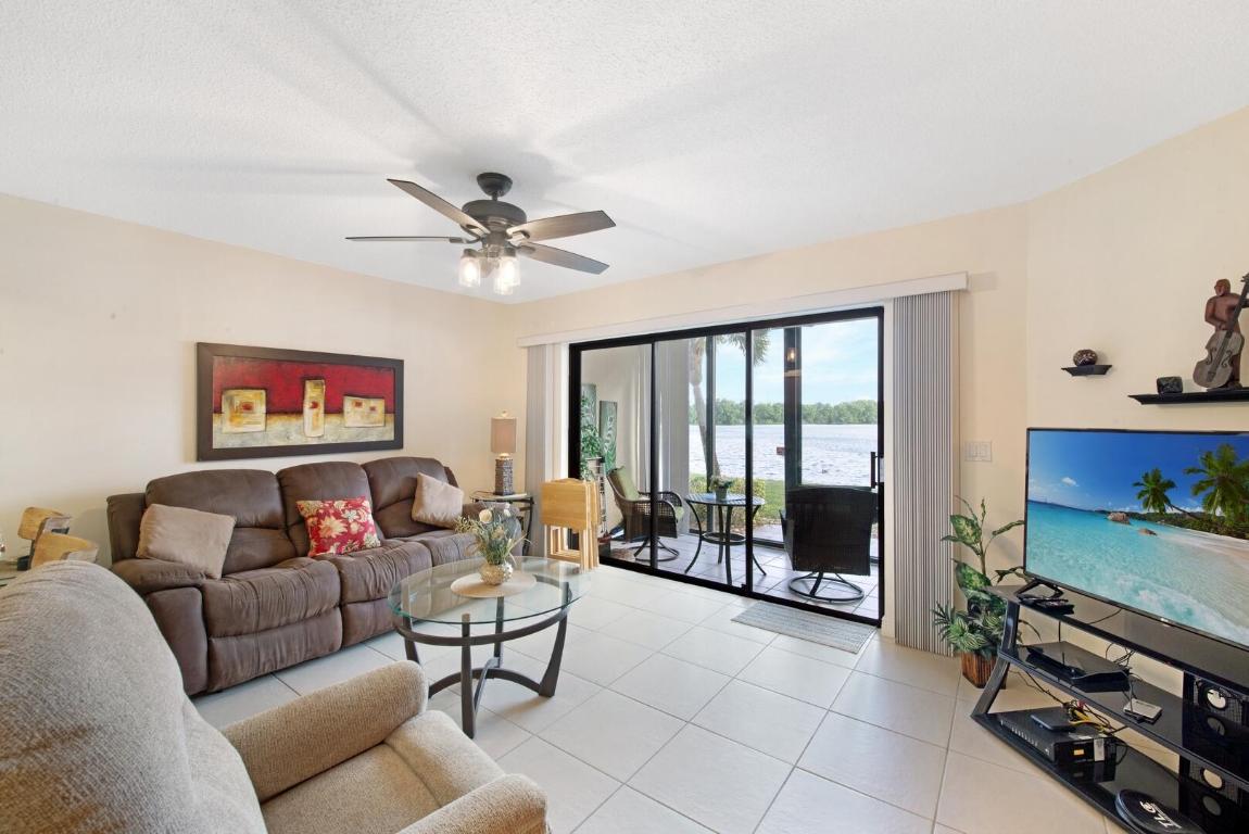 303 Liberty Court, Deerfield Beach