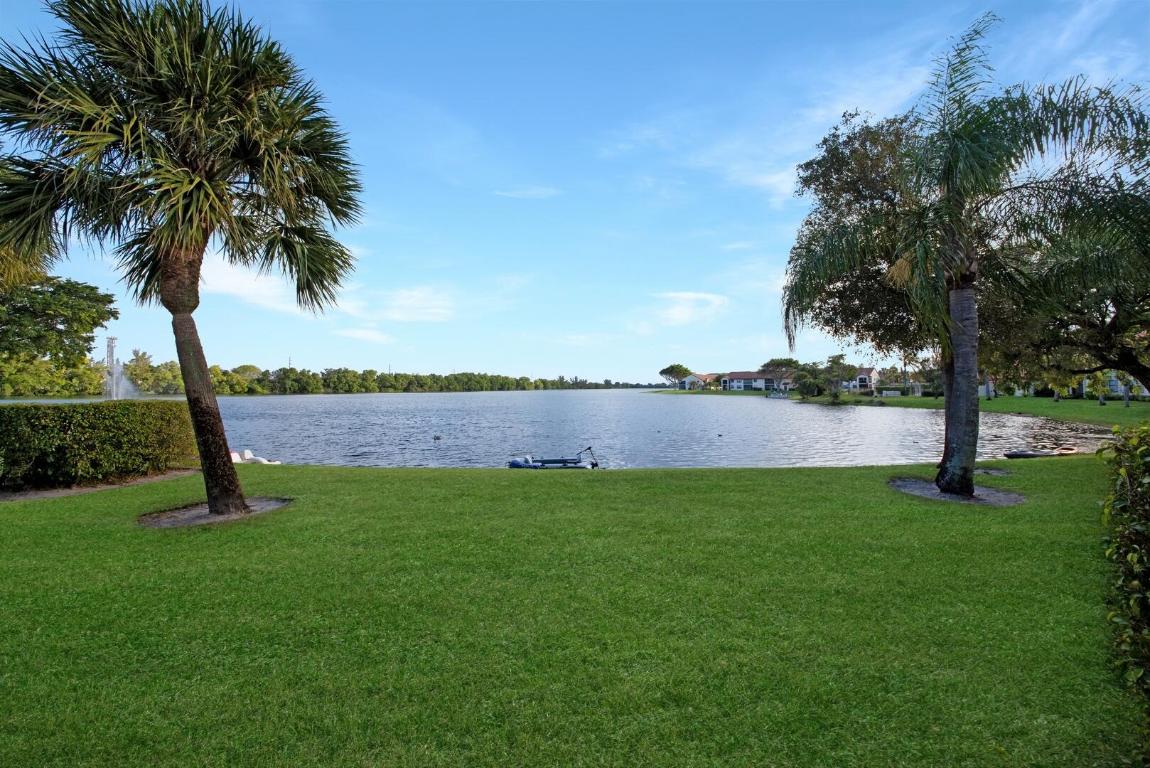 303 Liberty Court, Deerfield Beach