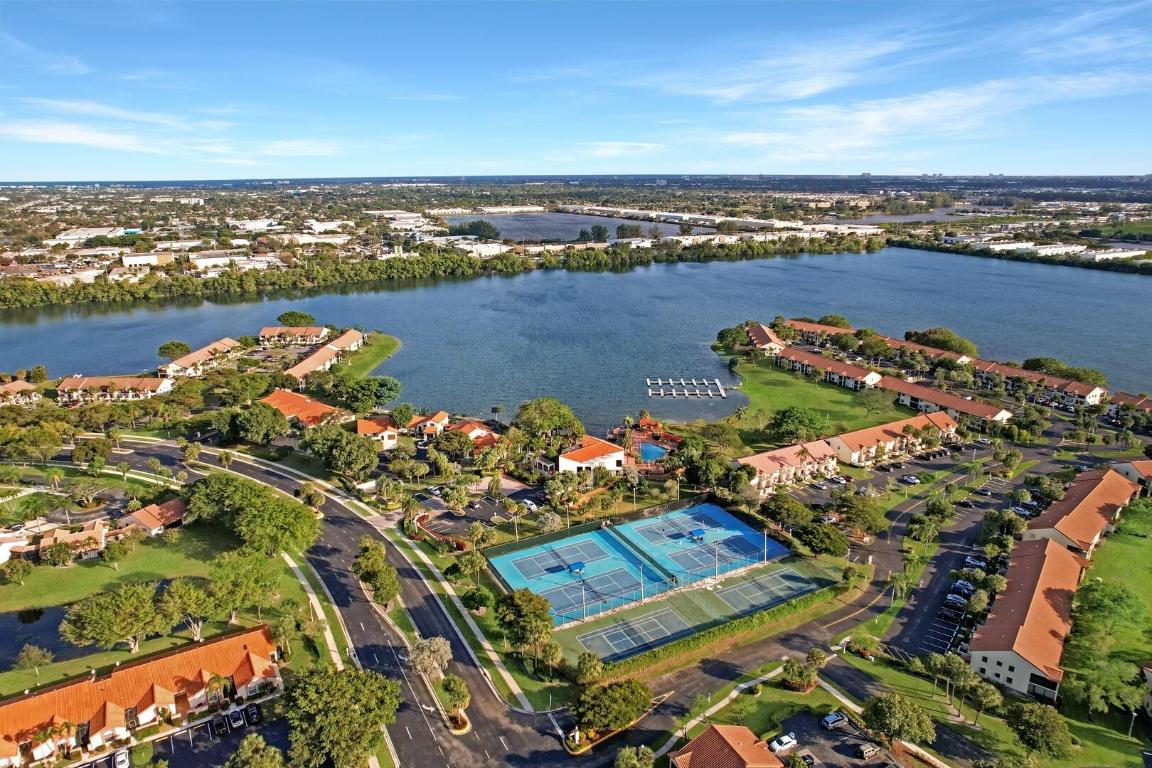 303 Liberty Court, Deerfield Beach