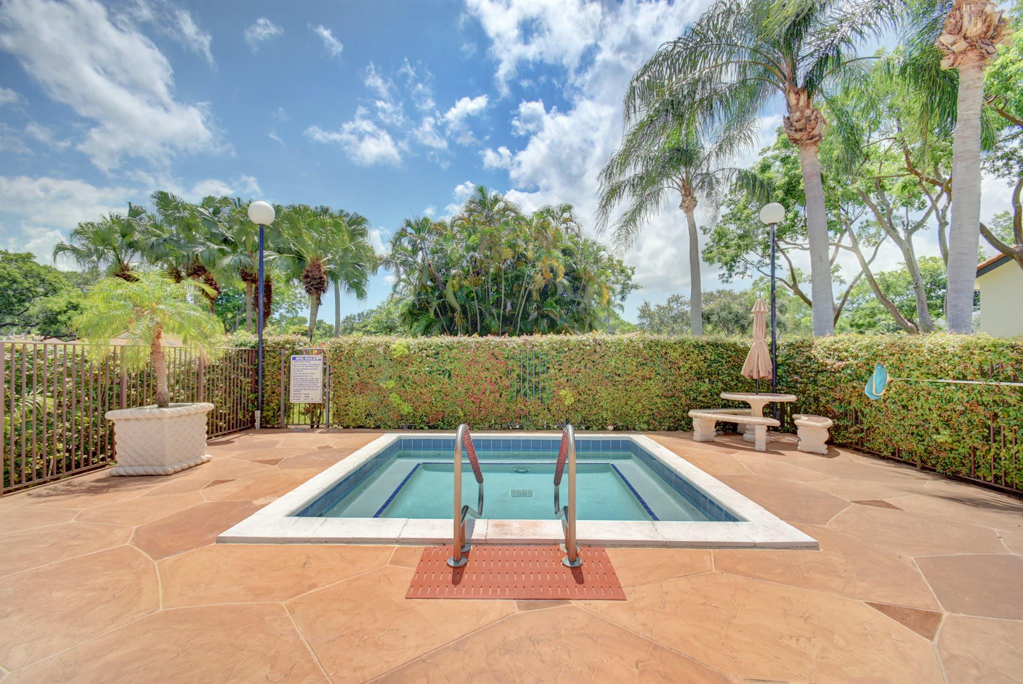 5895 Autumn Lake Lane Unit: A