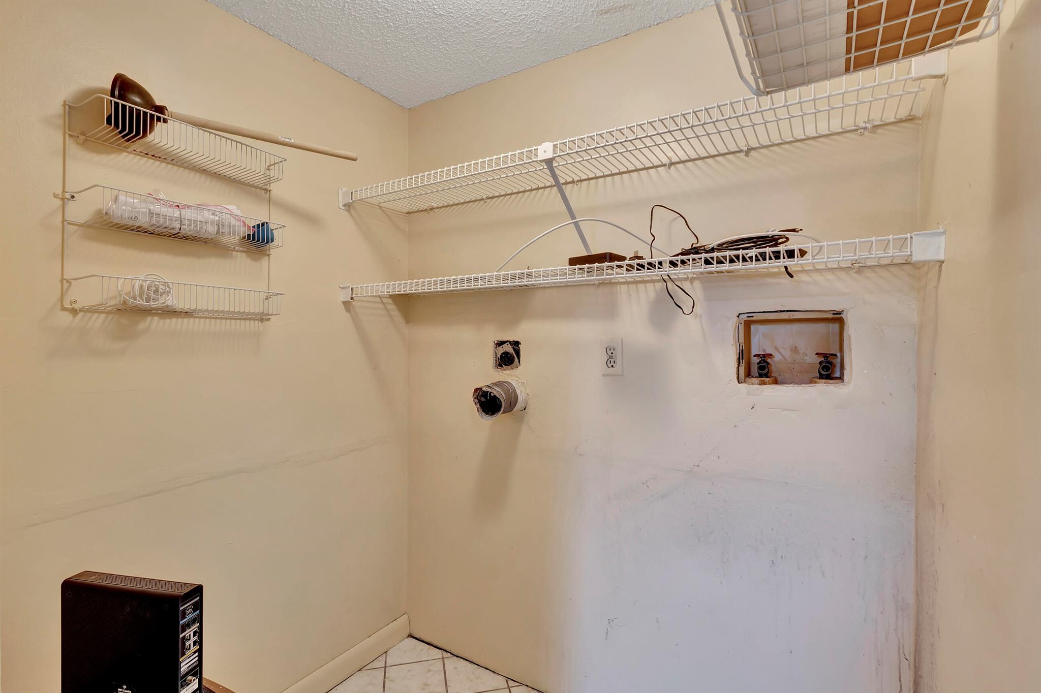 130 Lake Nancy Drive Unit: 106