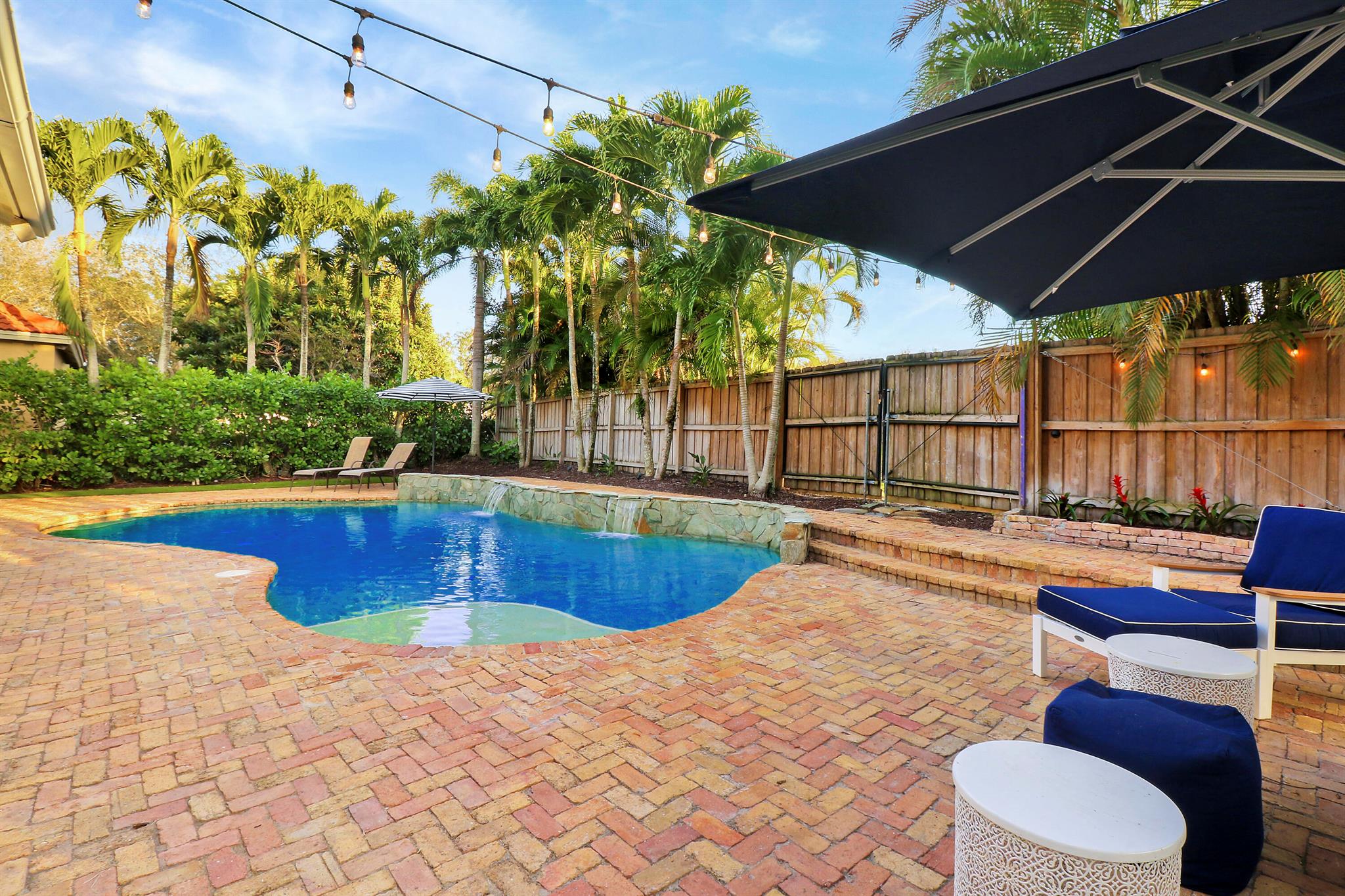 393 Mallard Point