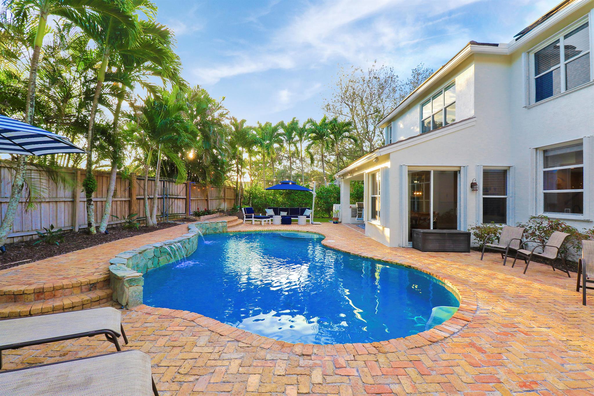 393 Mallard Point