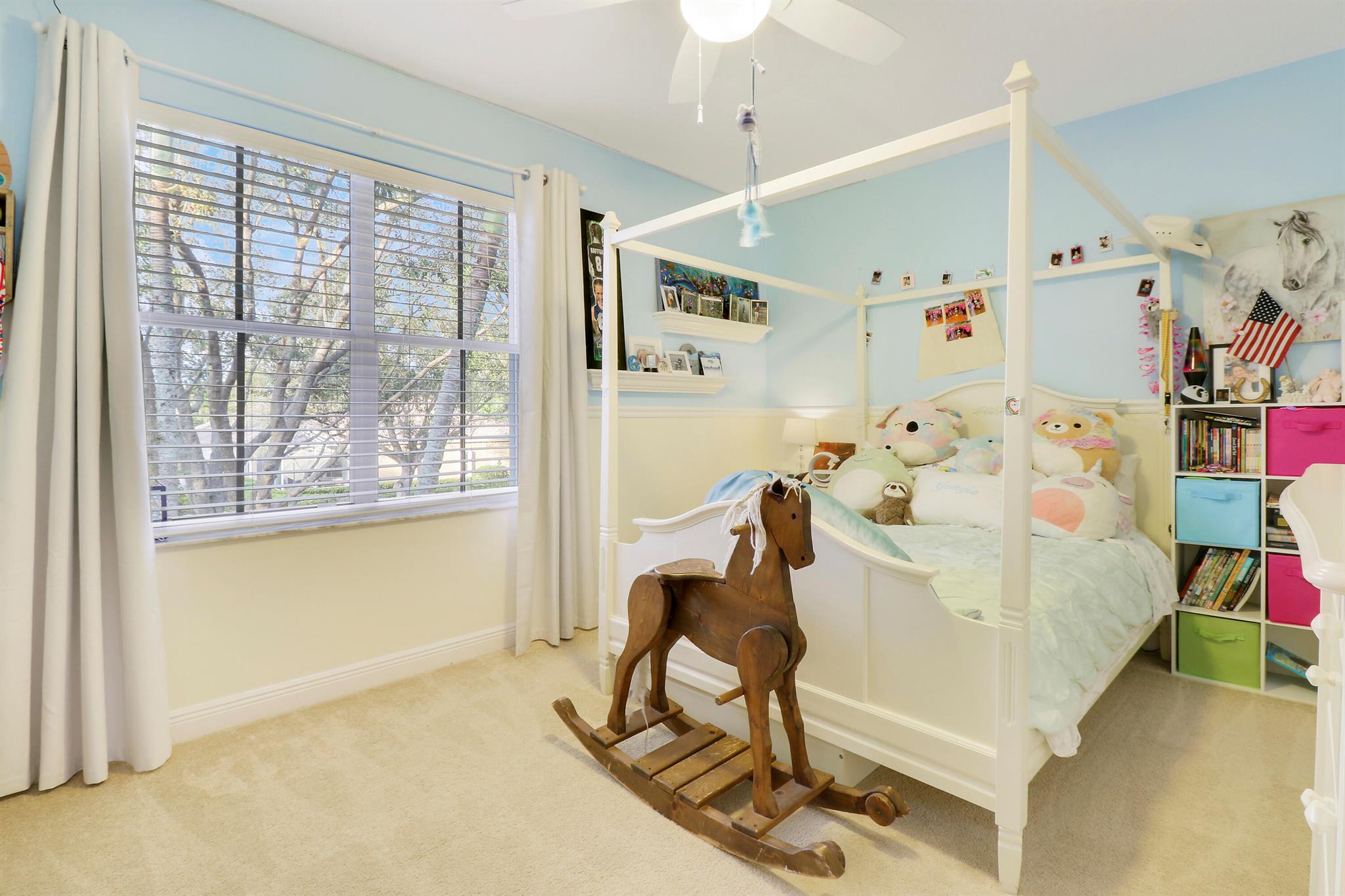 393 Mallard Point