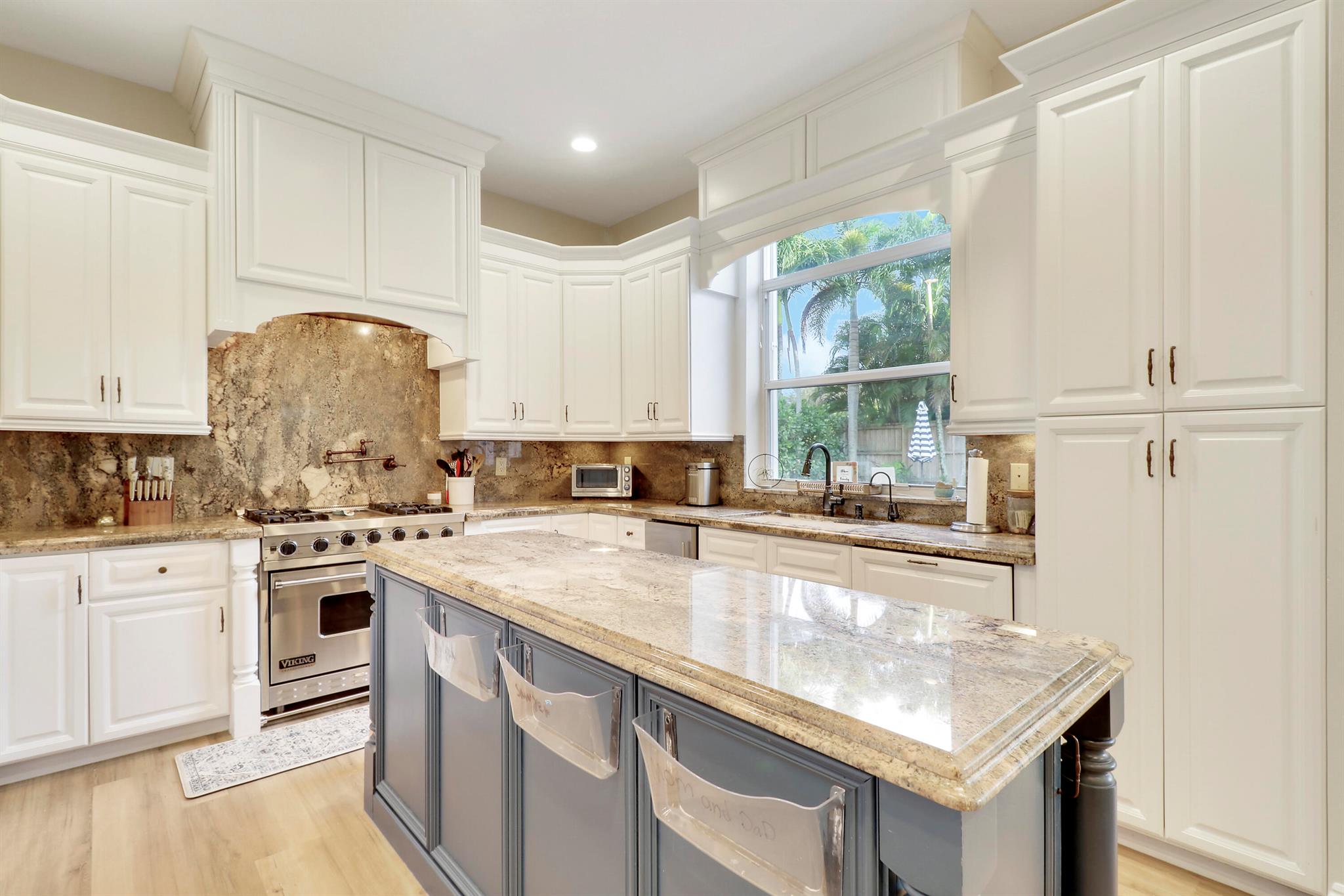 393 Mallard Point