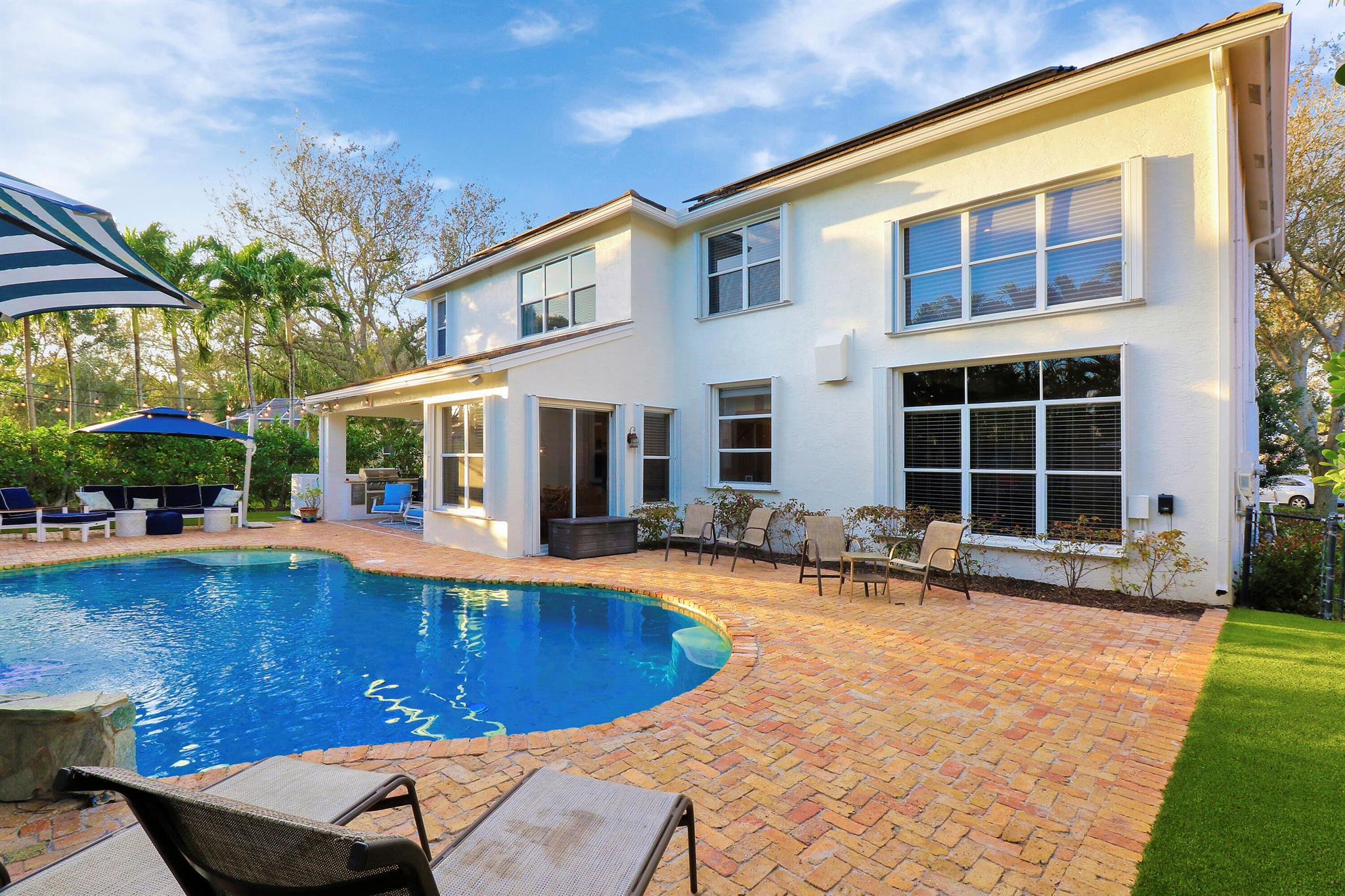 393 Mallard Point