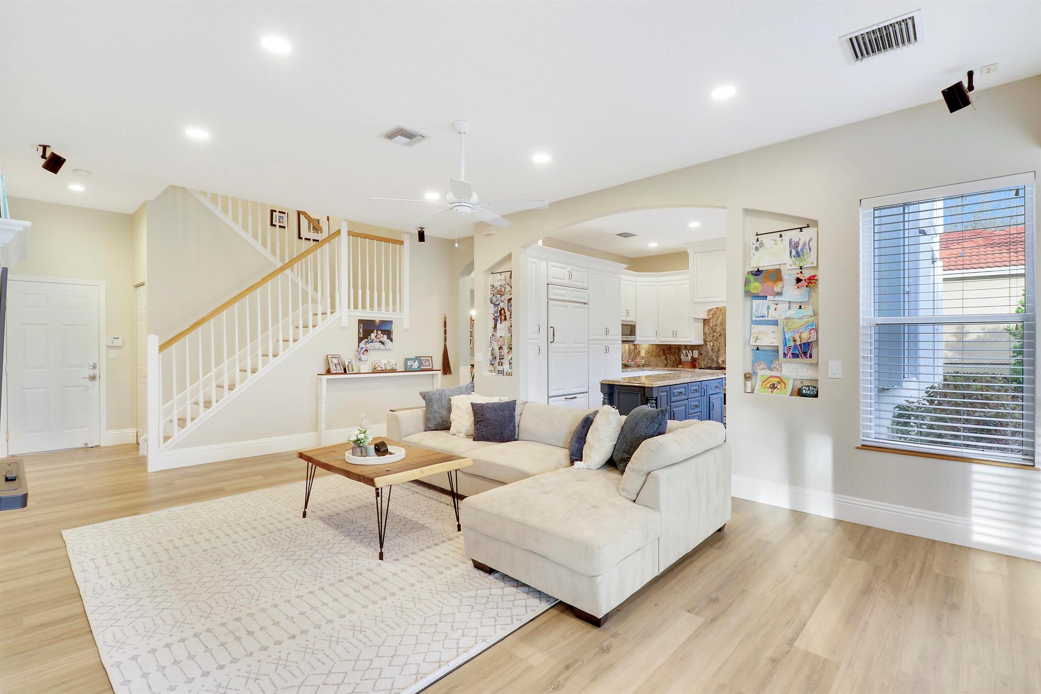 393 Mallard Point
