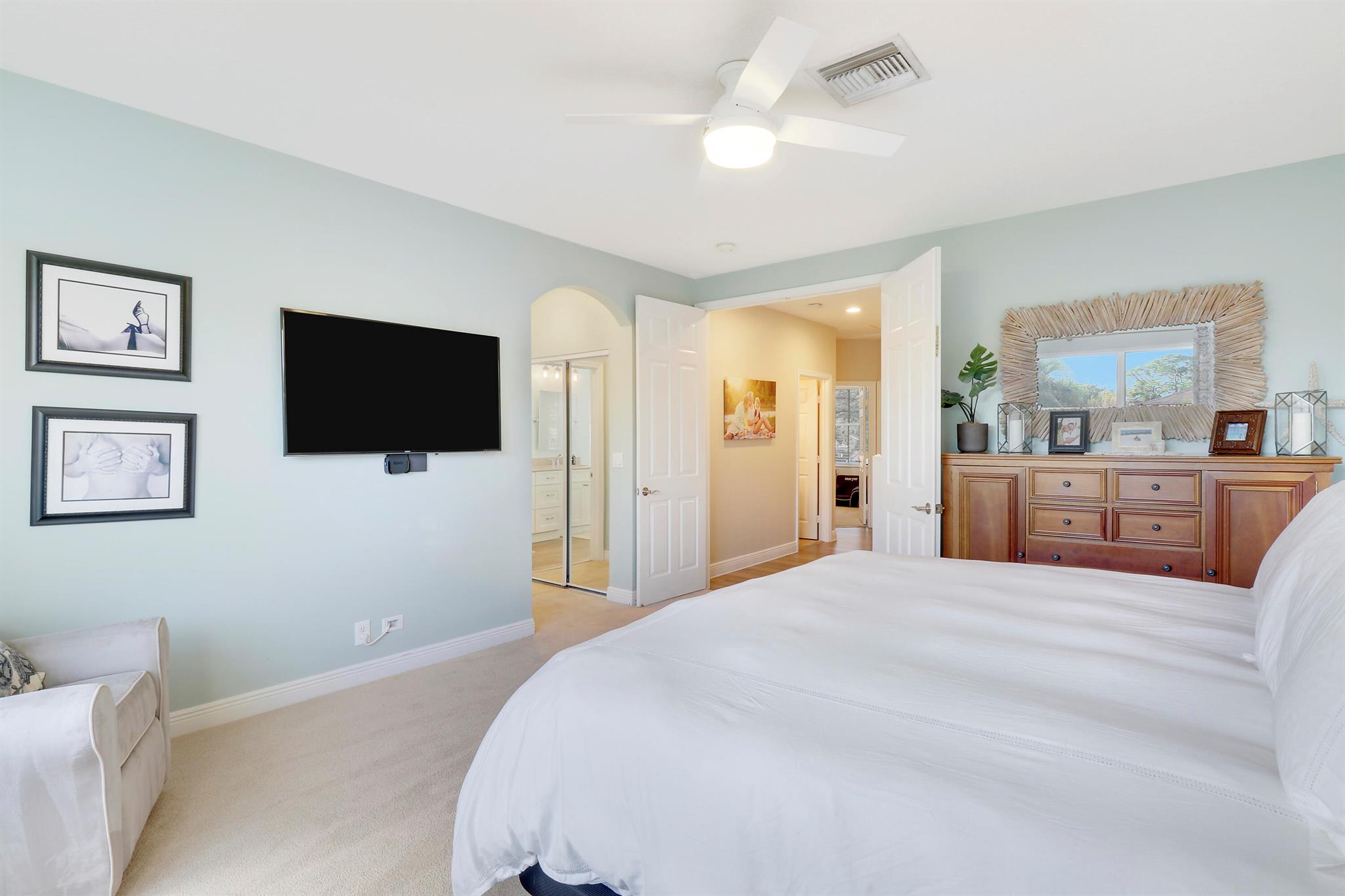 393 Mallard Point