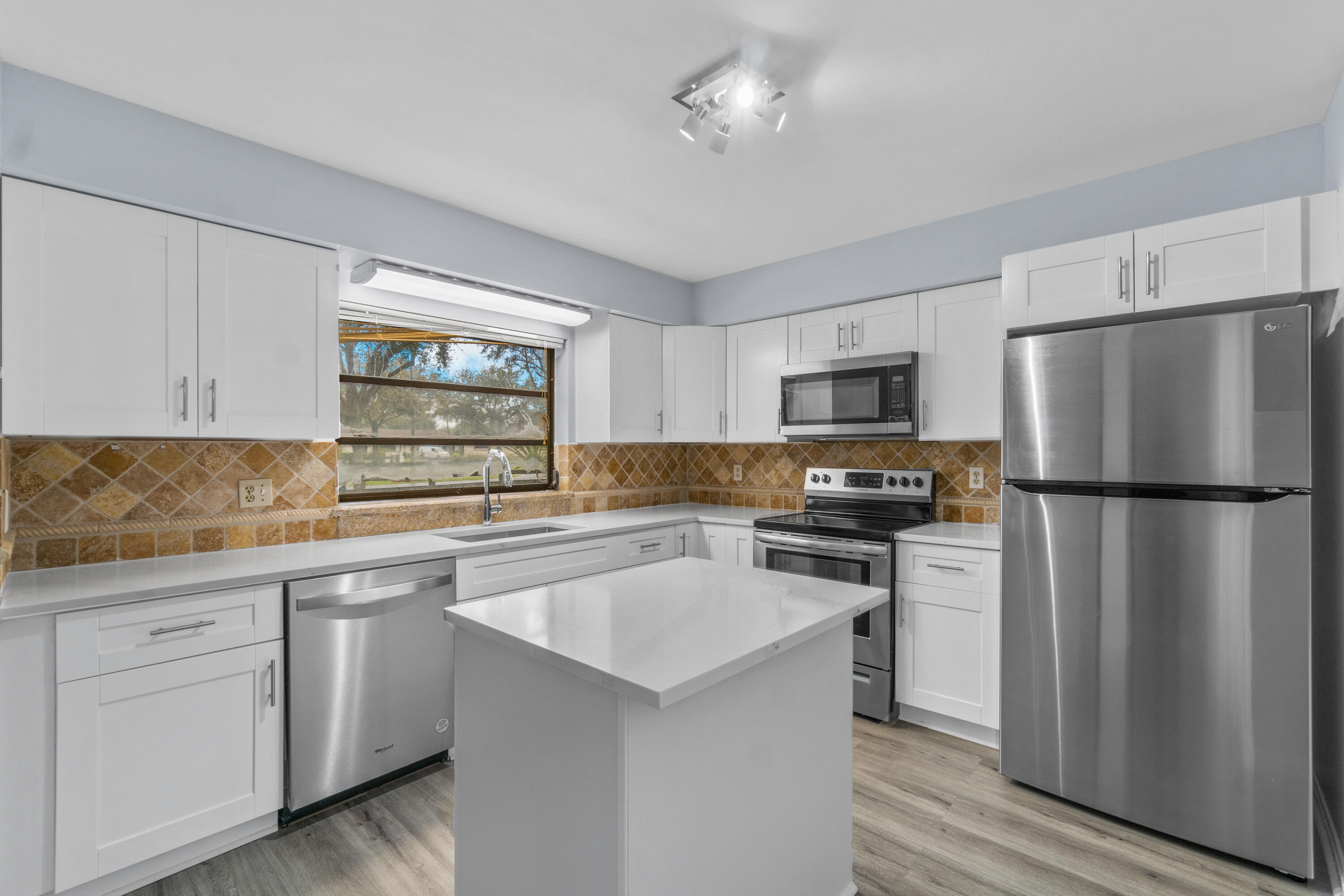 10086 Eaglewood Road A, Boynton Beach Unit: A