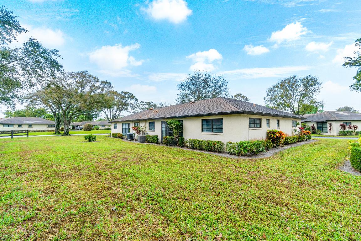 10086 Eaglewood Road A, Boynton Beach Unit: A
