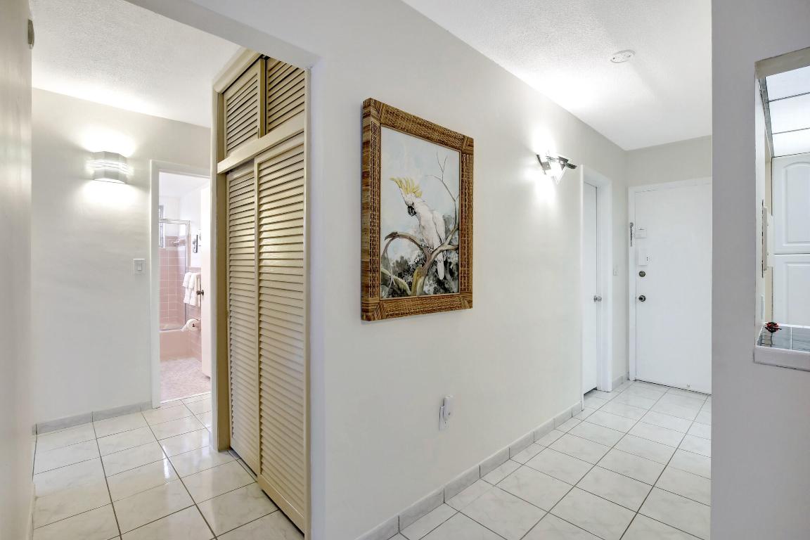 17090 NE 14th Avenue 112, North Miami Beach Unit: 112