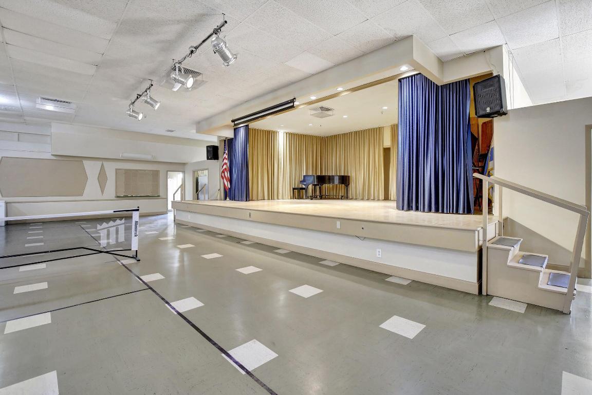 17090 NE 14th Avenue 112, North Miami Beach Unit: 112