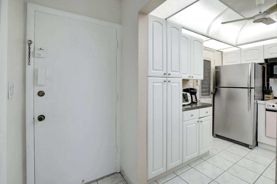 17090 NE 14th Avenue 112, North Miami Beach Unit: 112