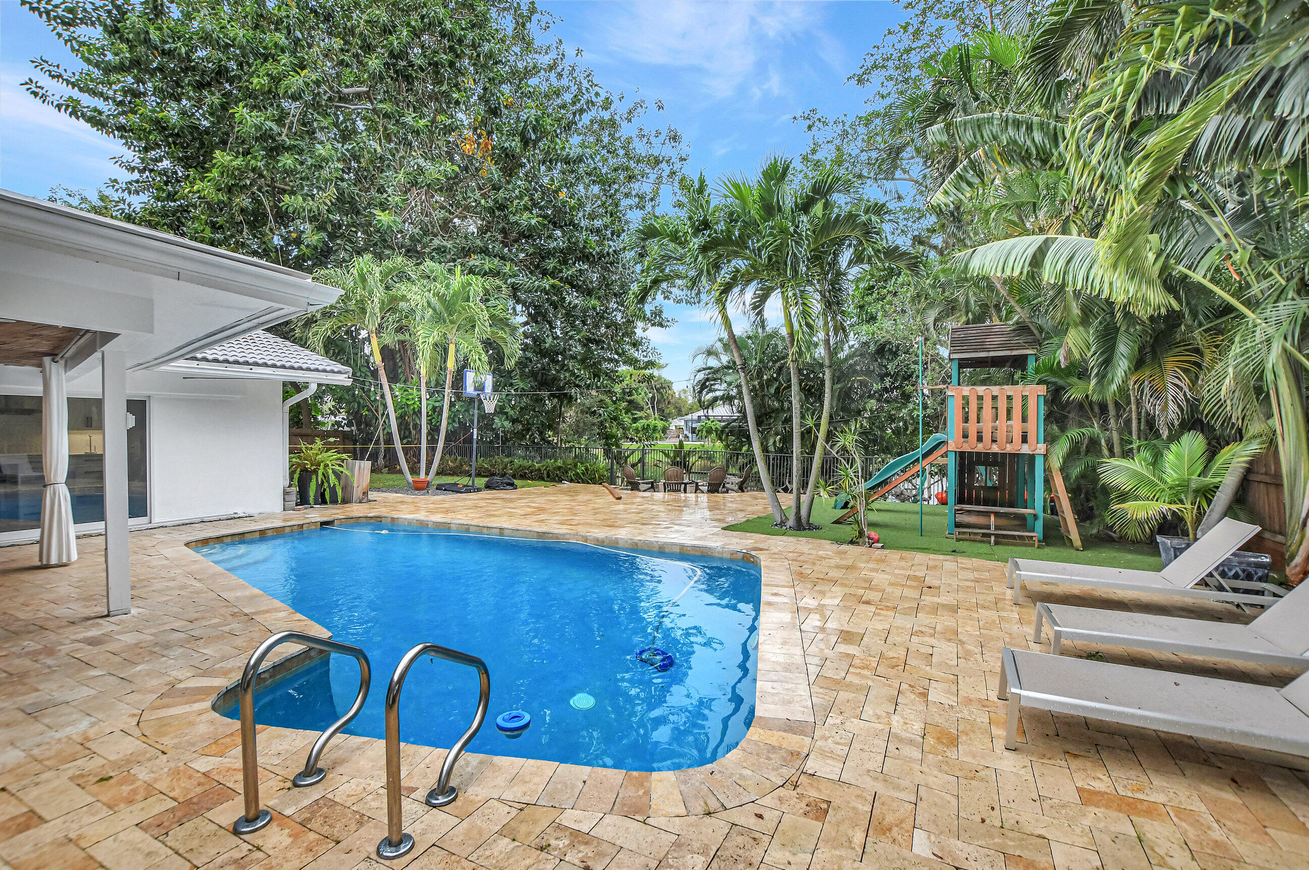 1107 SW 2nd Street SW, Boca Raton
