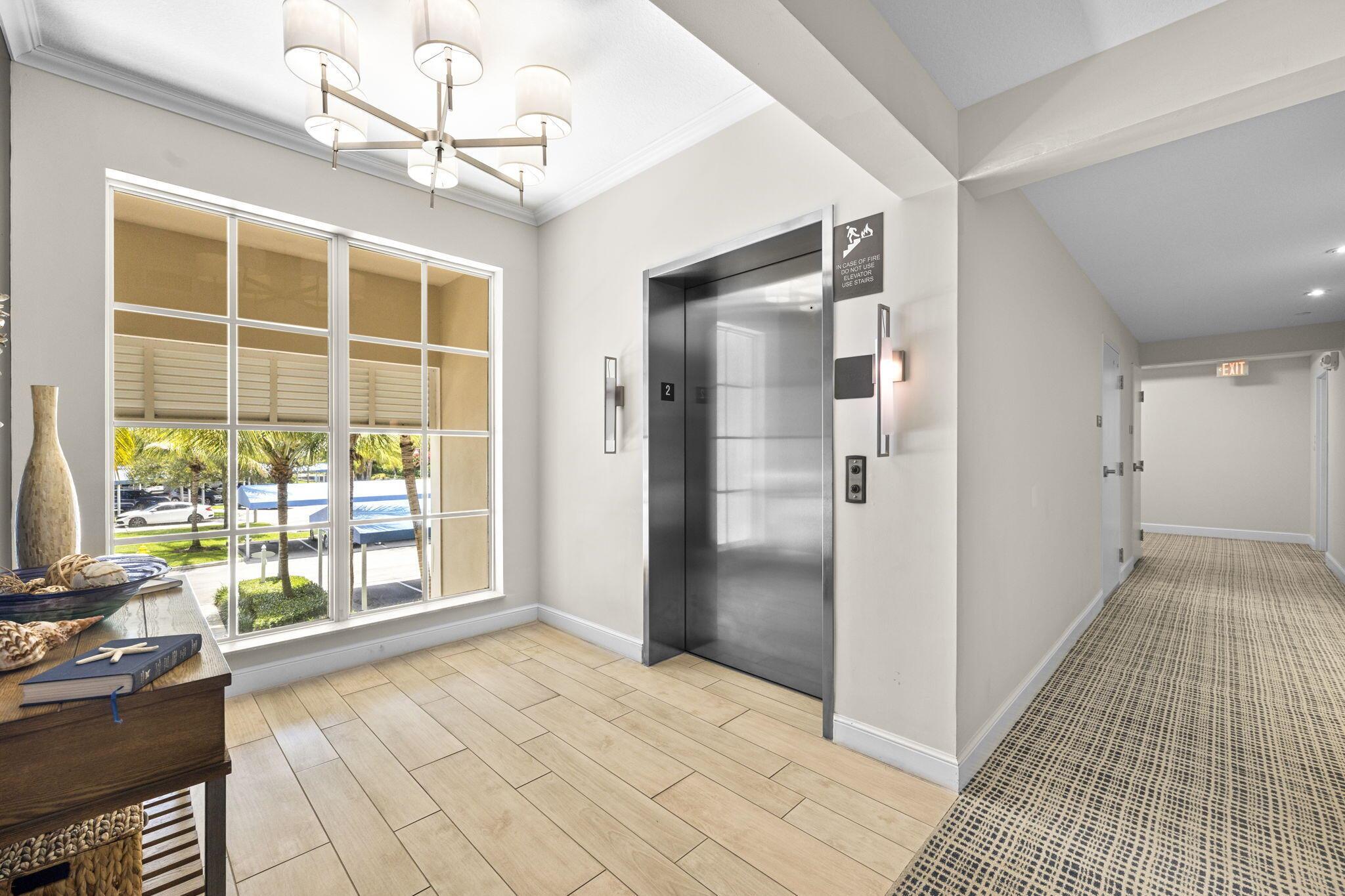 624 Bay Colony Drive S Unit: 624