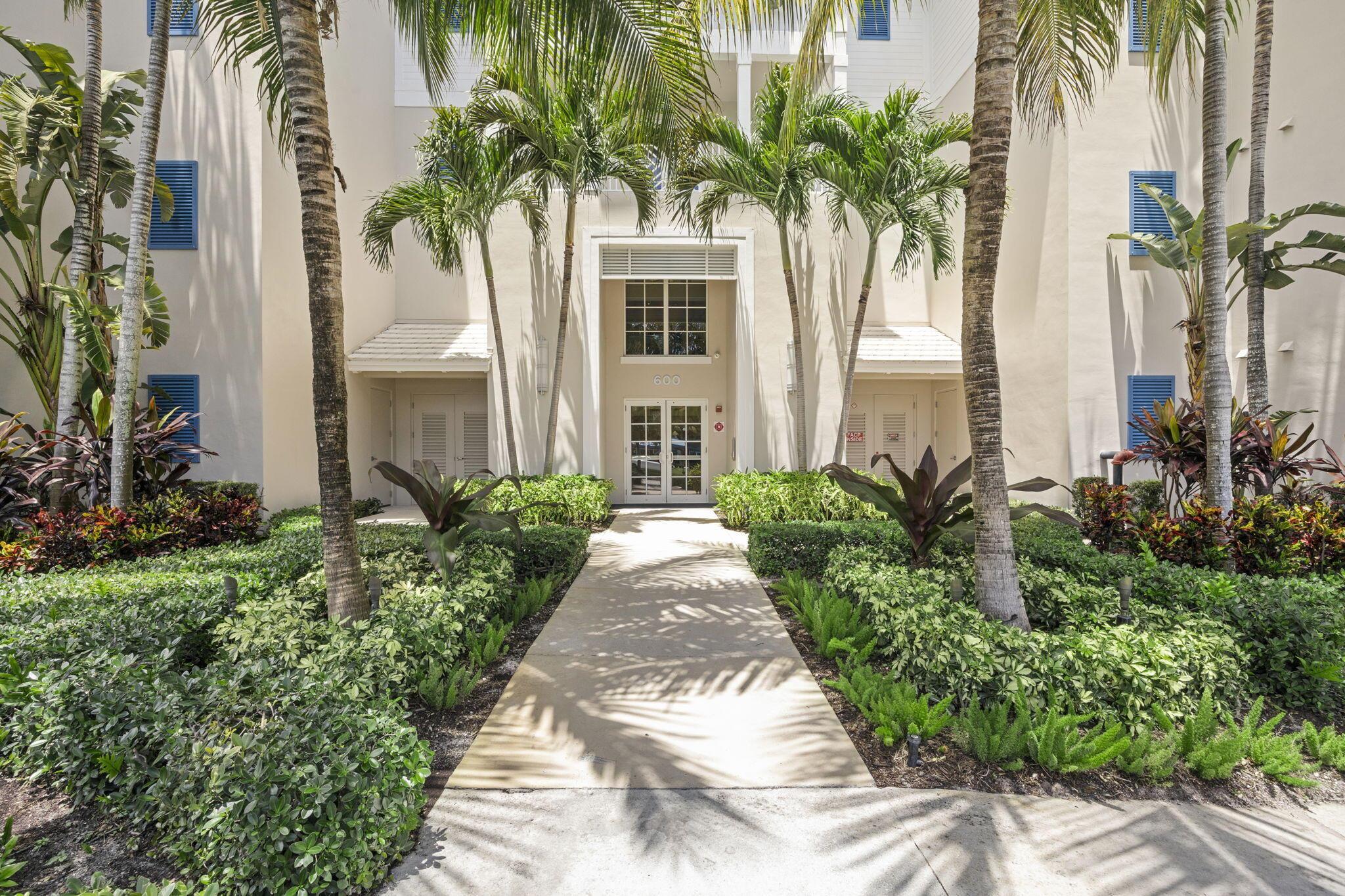 624 Bay Colony Drive S Unit: 624