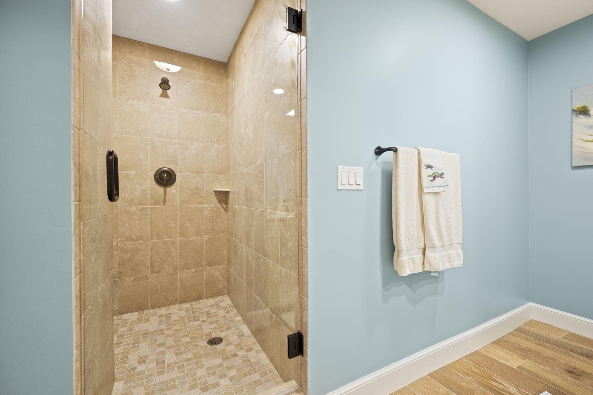 624 Bay Colony Drive S Unit: 624