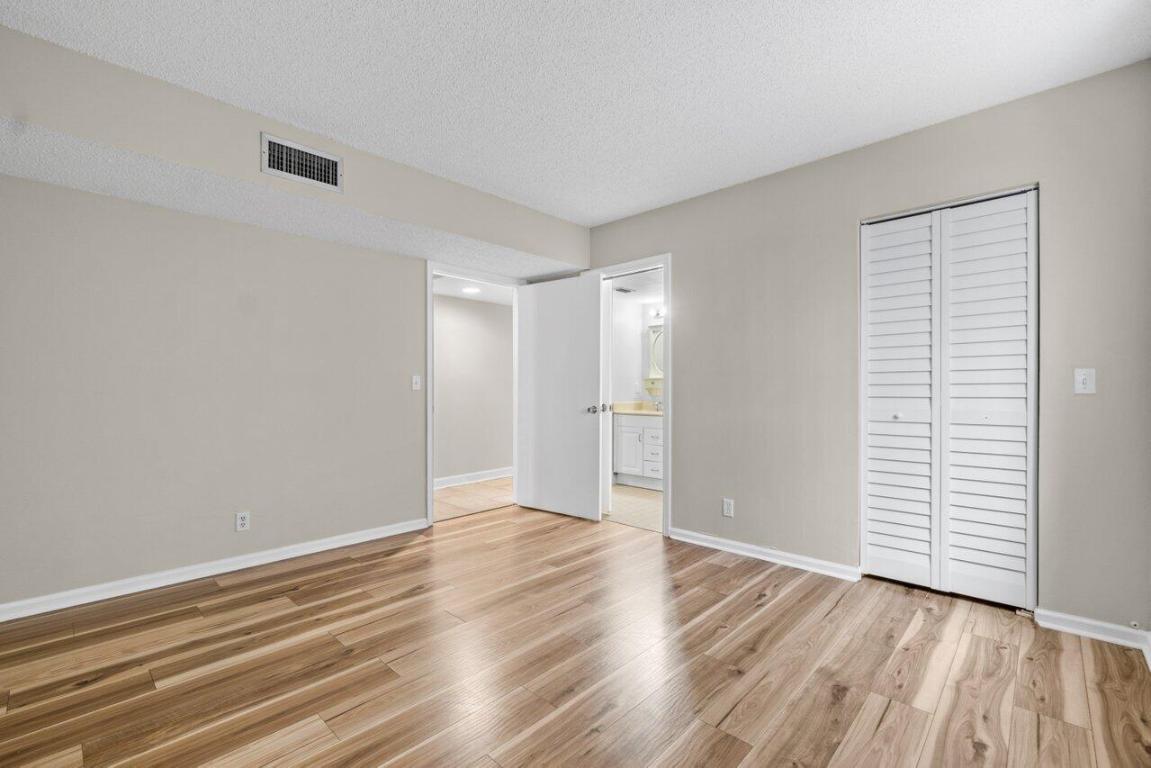 5981 Via Vermilya 201, Lake Worth Unit: 201