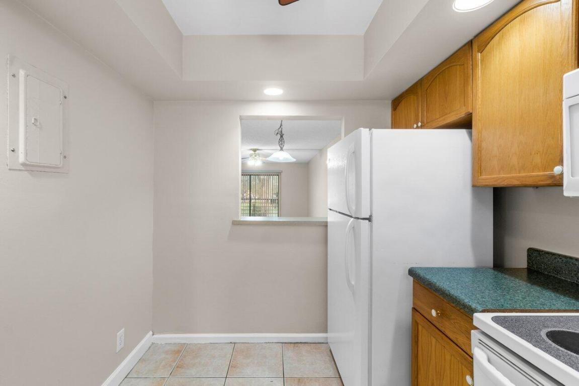 5981 Via Vermilya 201, Lake Worth Unit: 201