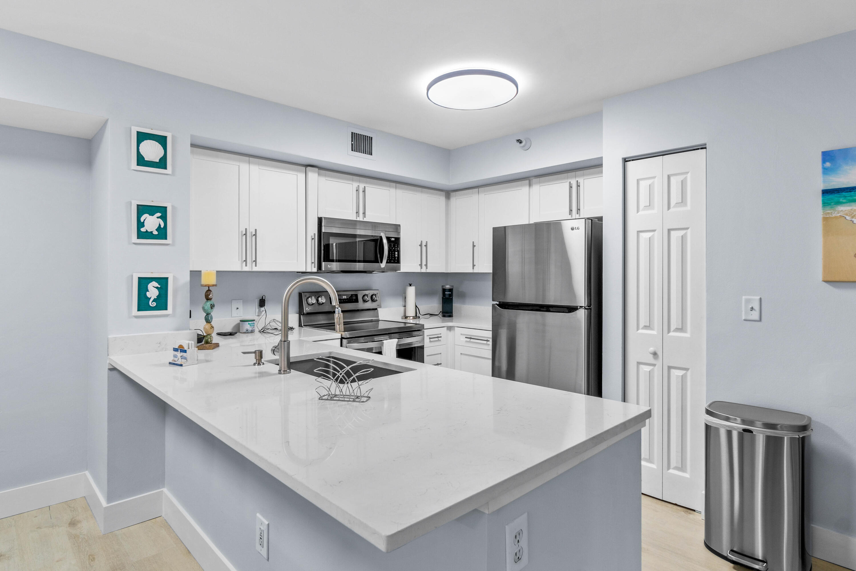 140 Yacht Club Way 107