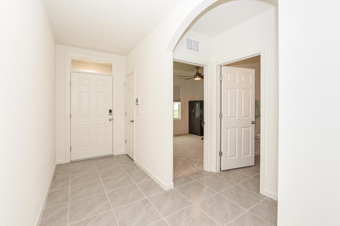 2402 SE Gillette Avenue, Port St. Lucie