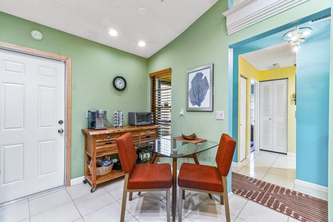 10062 Andrea Lane A, Boynton Beach Unit: A