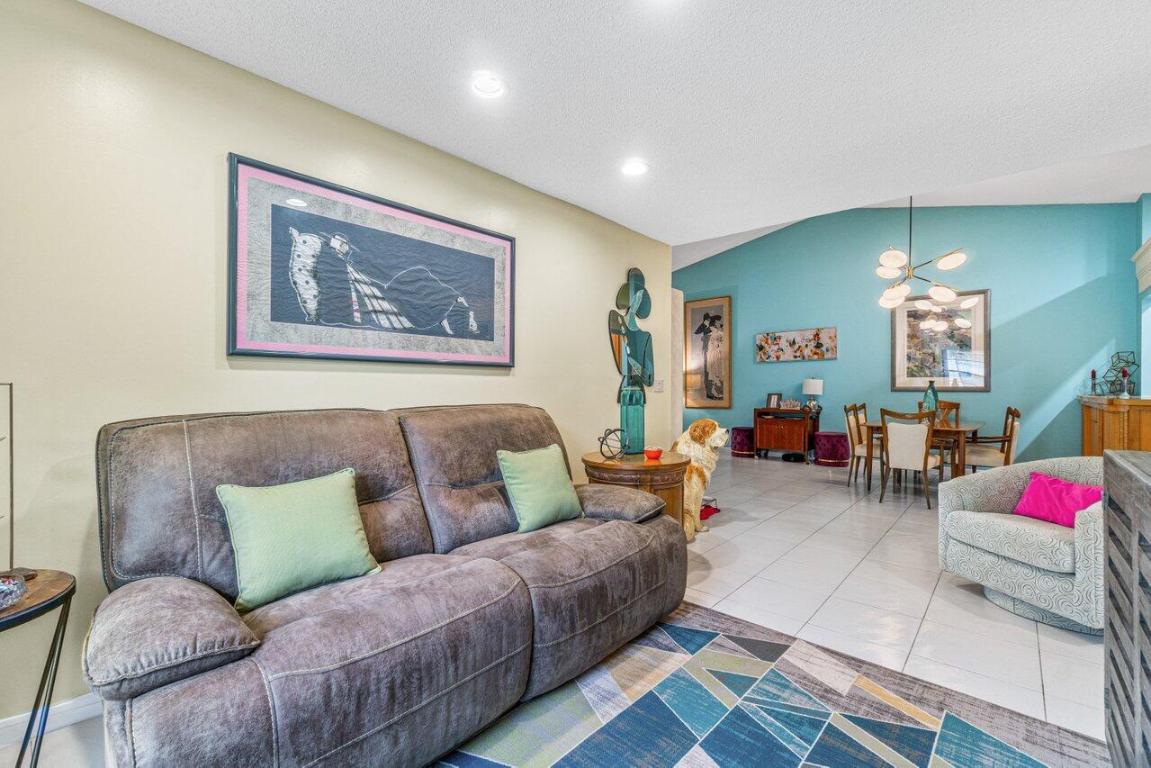 10062 Andrea Lane A, Boynton Beach Unit: A