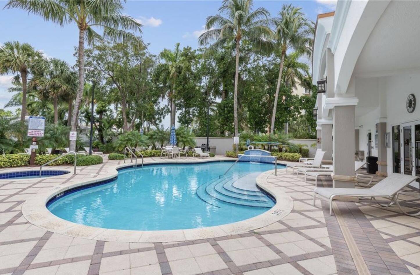 191 SE 20th Avenue 320, Deerfield Beach Unit: 320