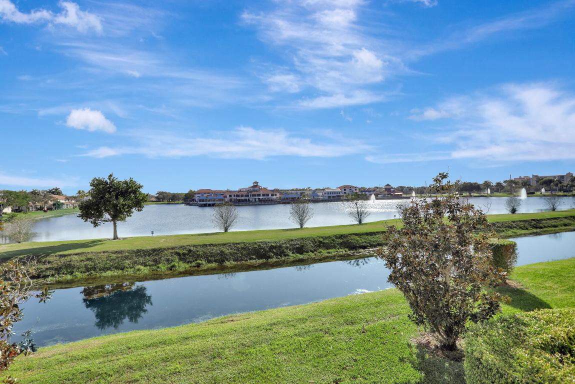 6646 Villa Sonrisa Drive 520, Boca Raton Unit: 520