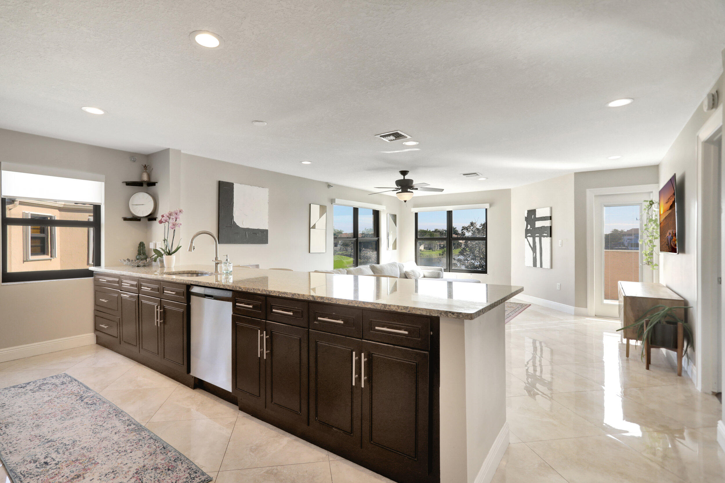 6646 Villa Sonrisa Drive 520, Boca Raton Unit: 520